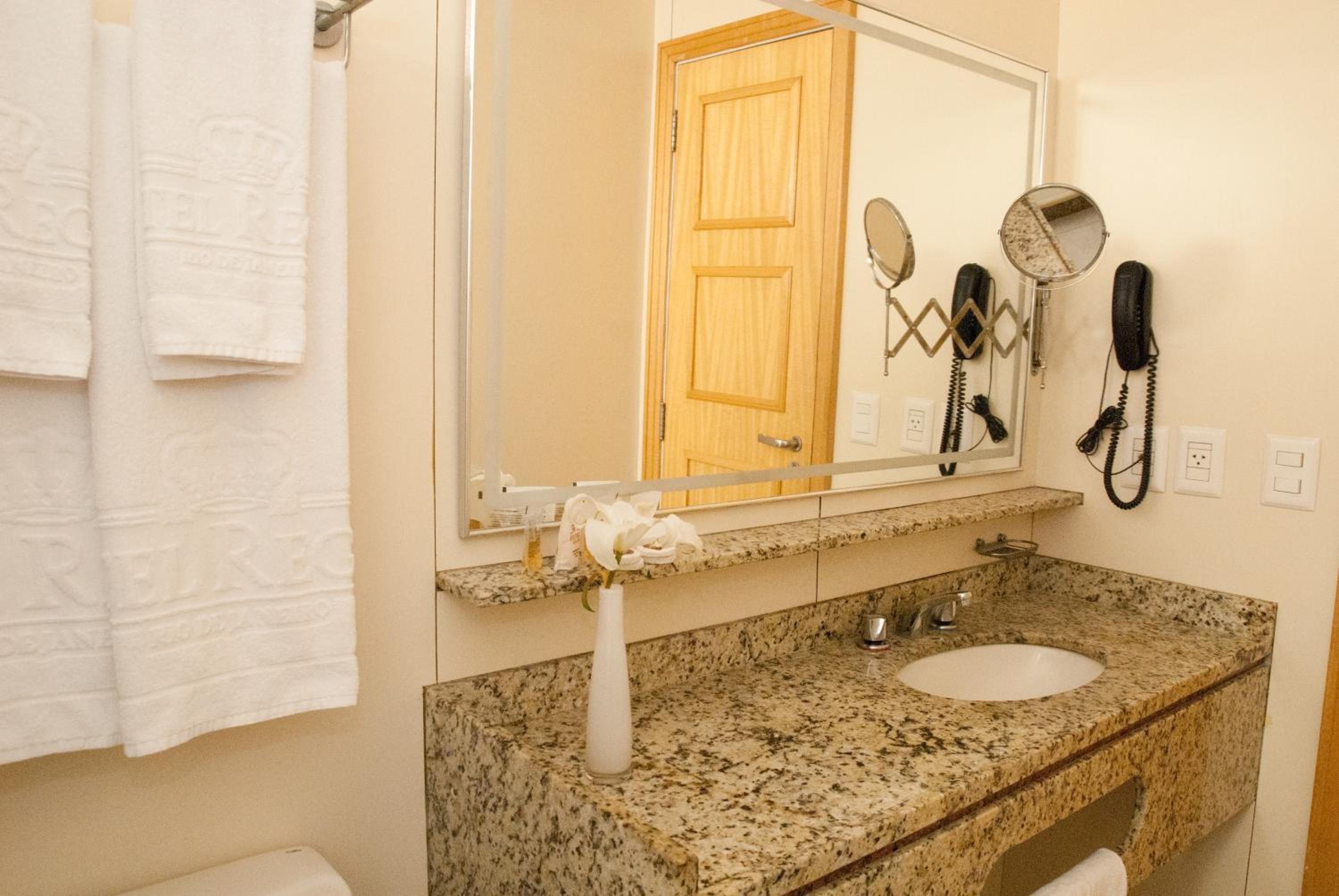 Superior Triple Room photo 2