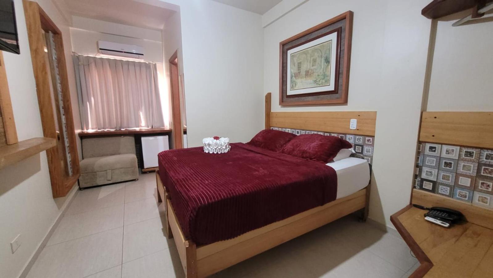 Double Room with Double bed - Photo 7