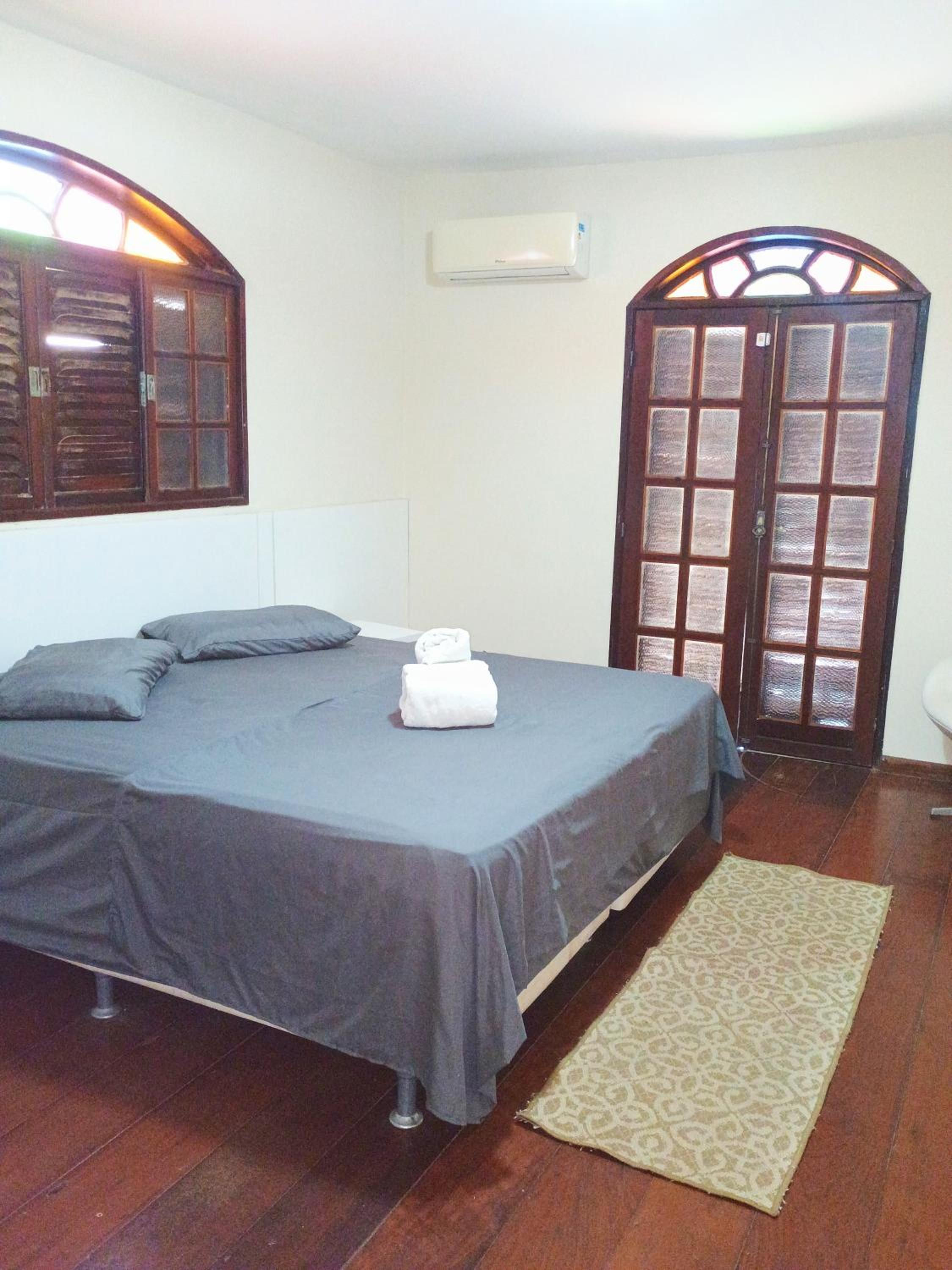 Deluxe King Suite photo 1