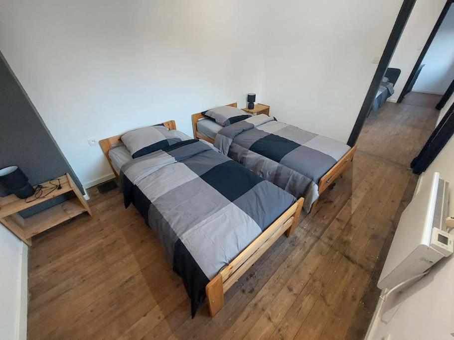 Two-Bedroom House photo 3