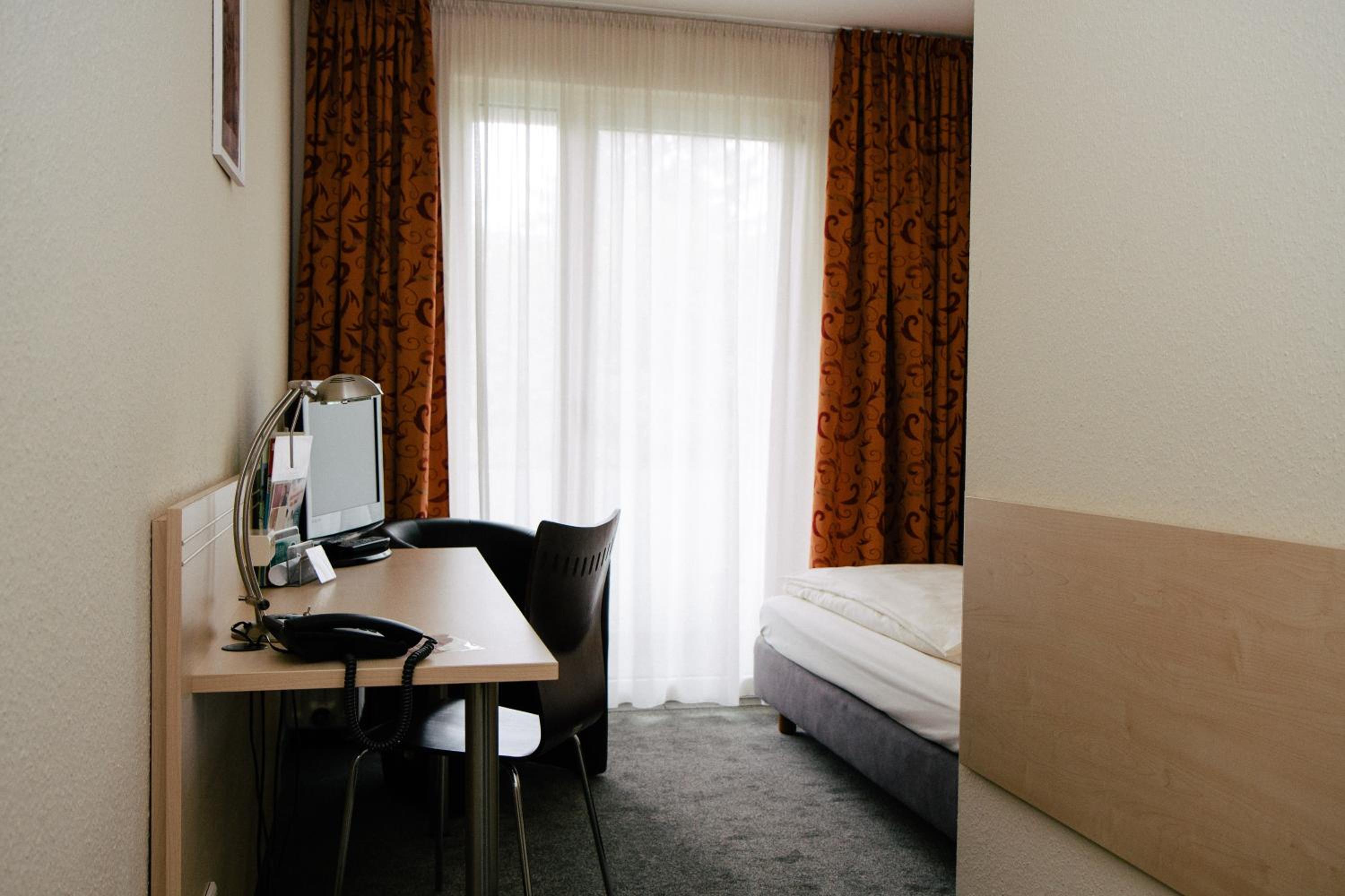 Comfort Single Room
