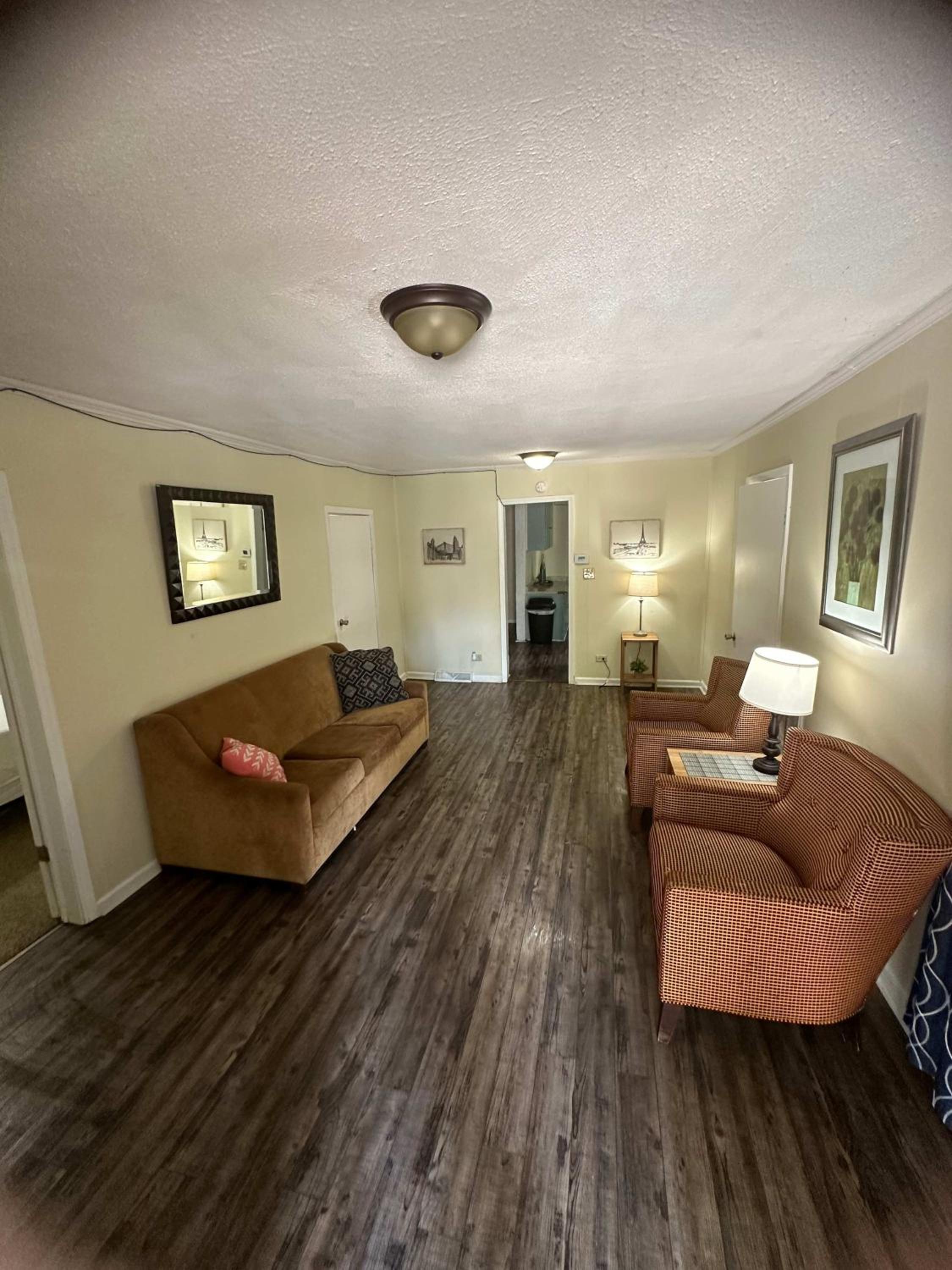 Family Room - Photo 52