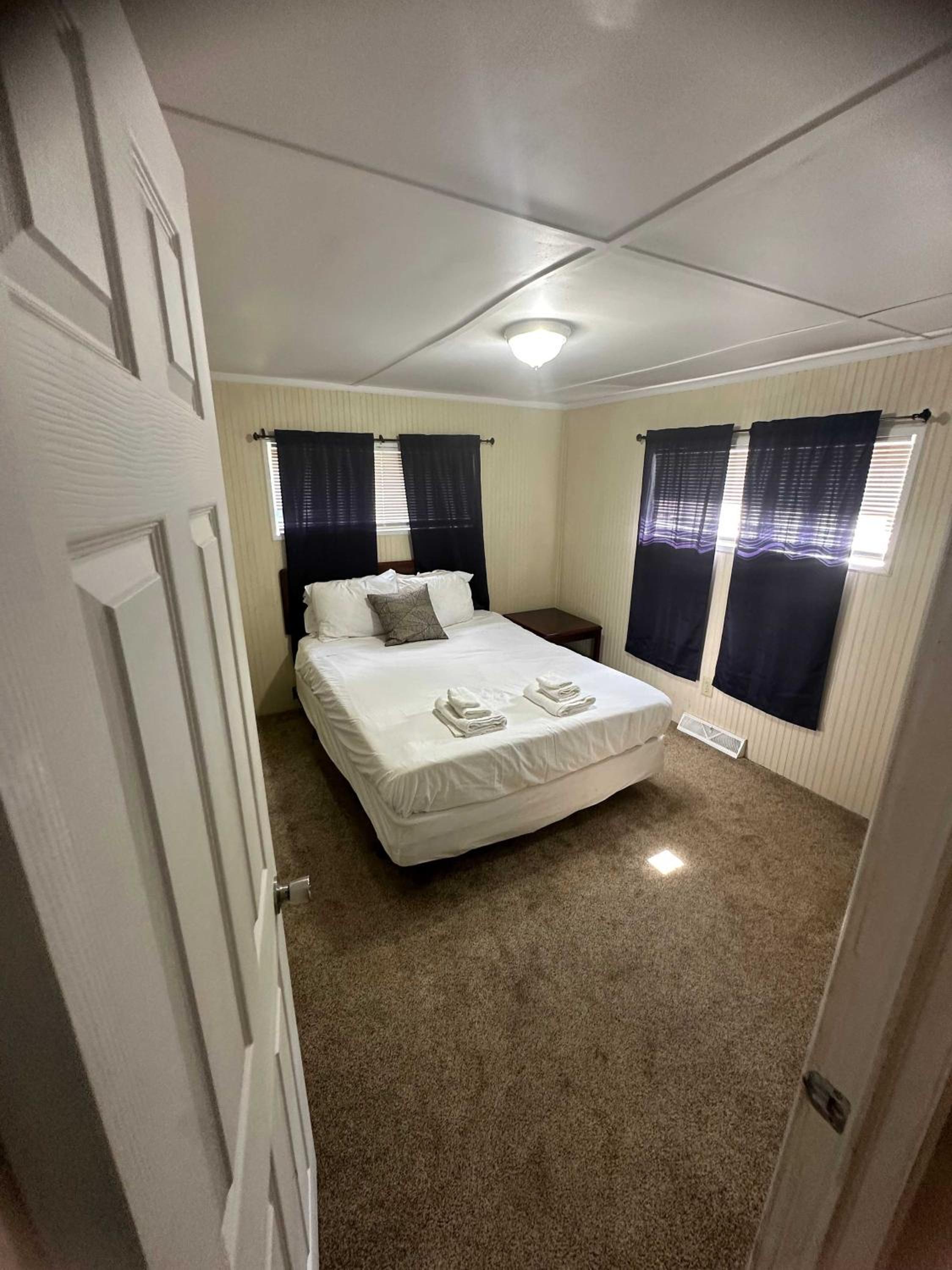 Family Room - Photo 57