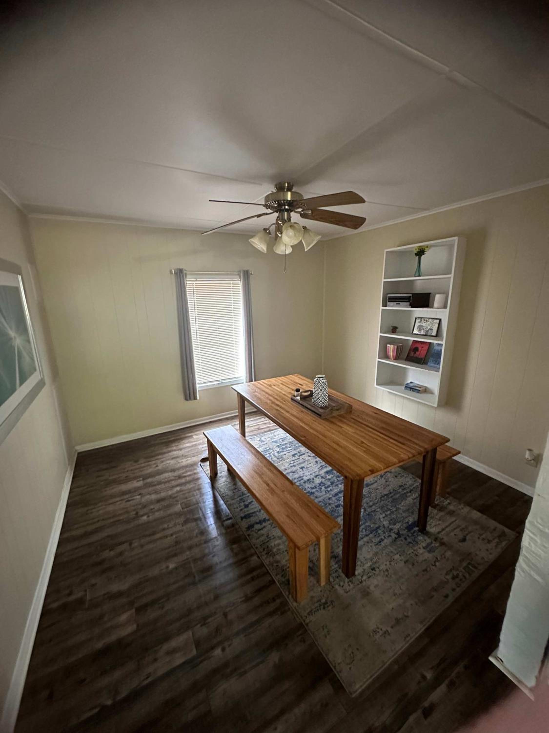 Family Room - Photo 26
