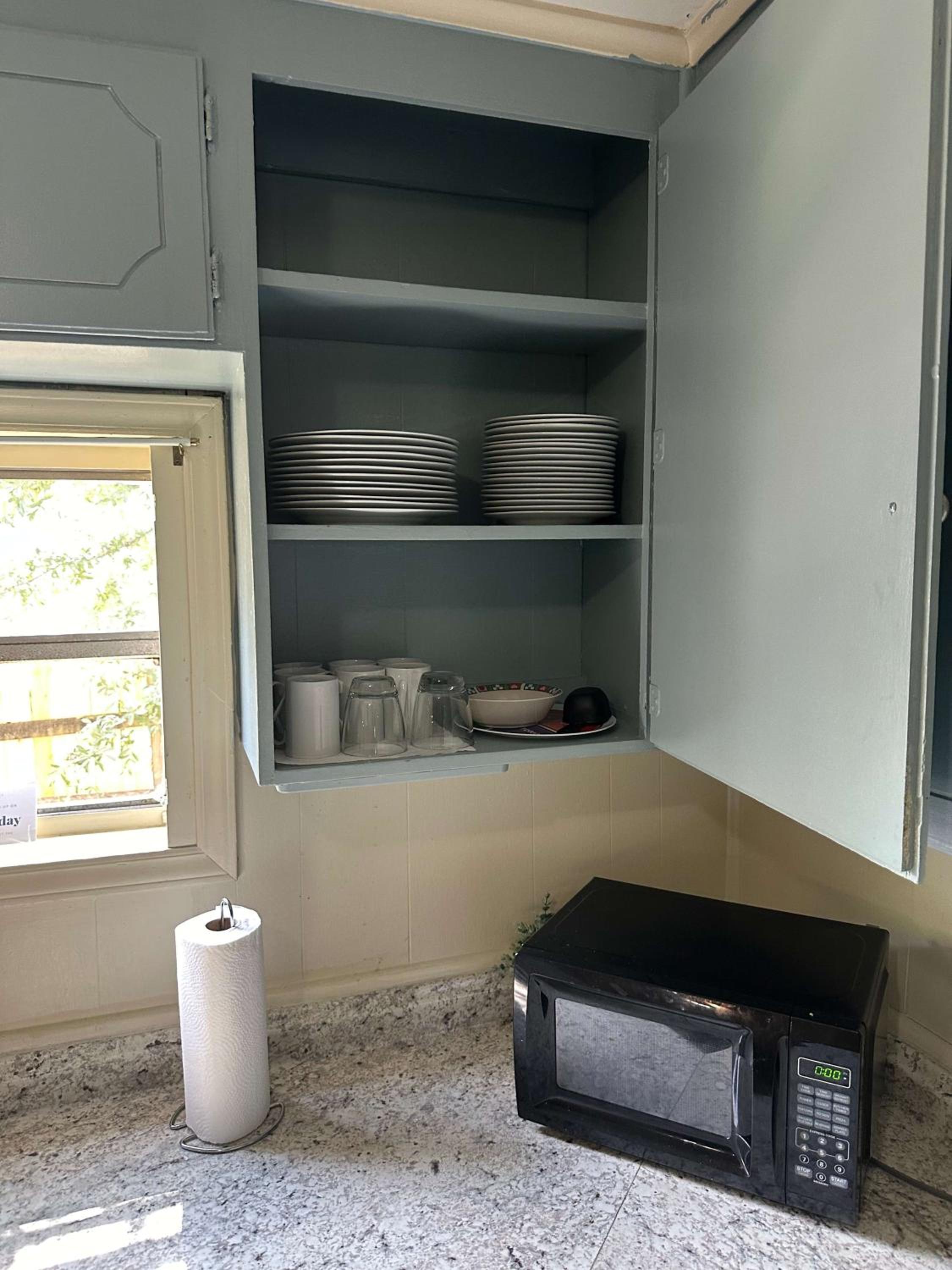 Family Room - Photo 29