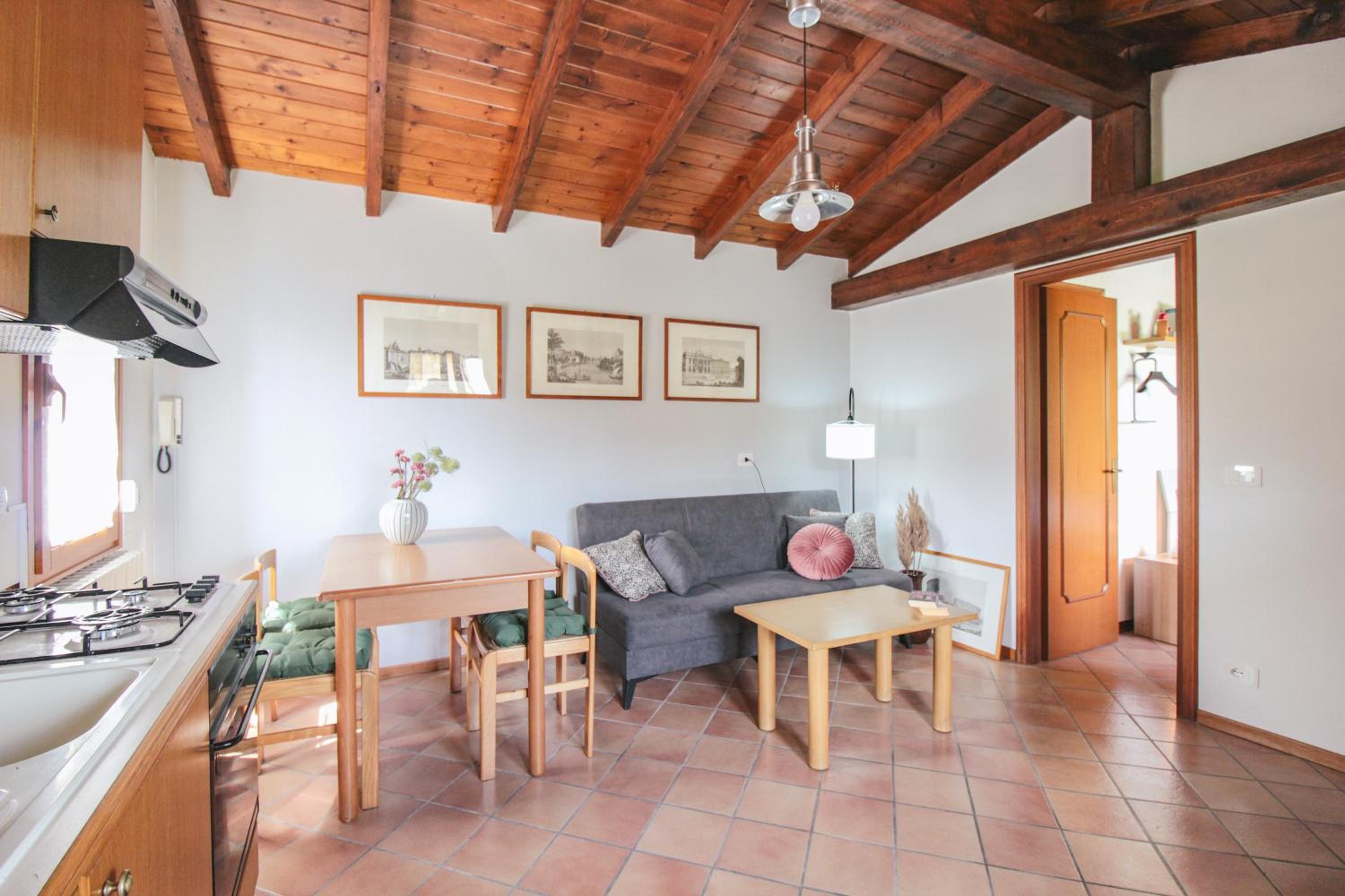One-Bedroom Apartment with Garden View