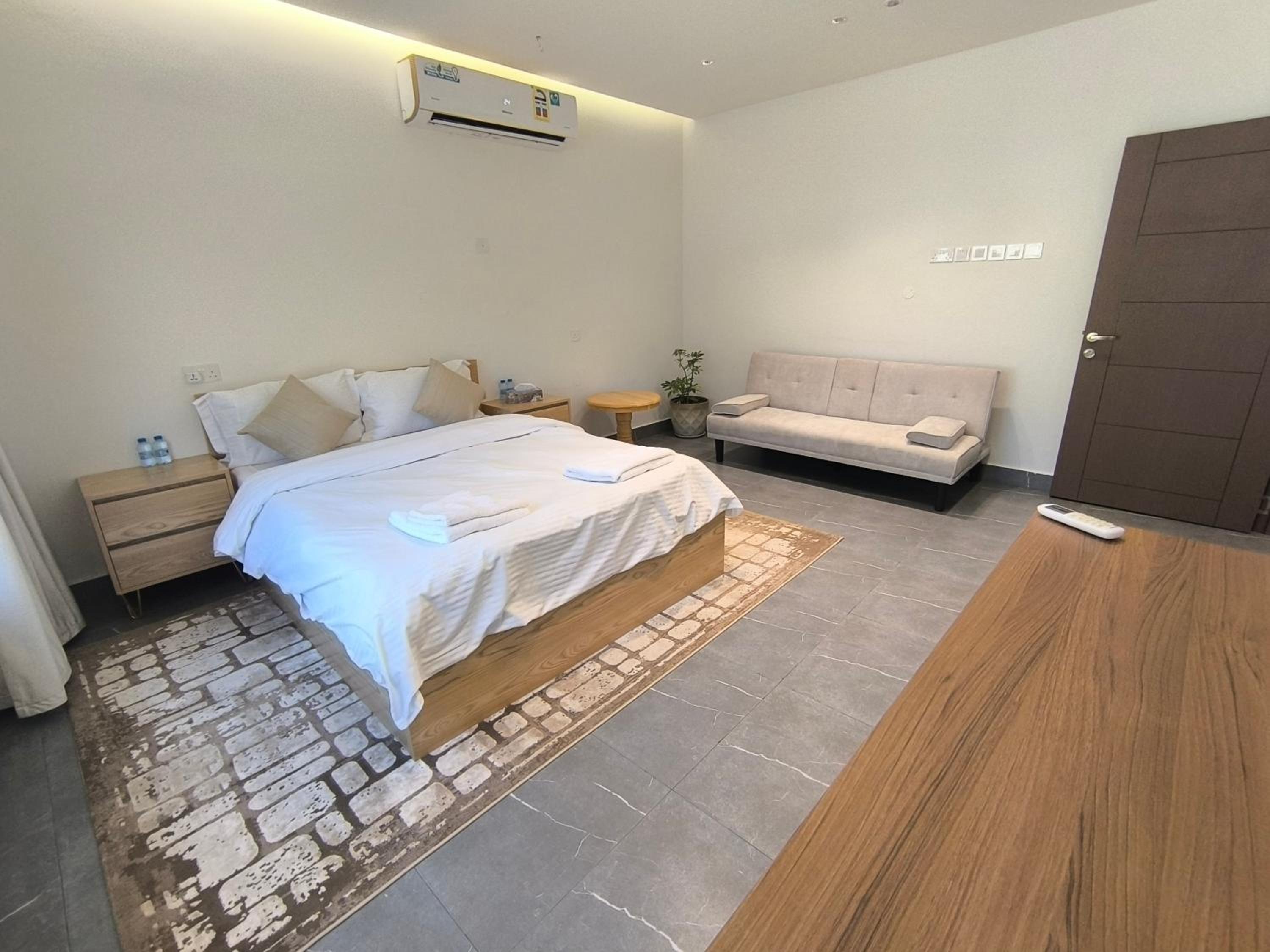 Three-Bedroom Chalet photo 1