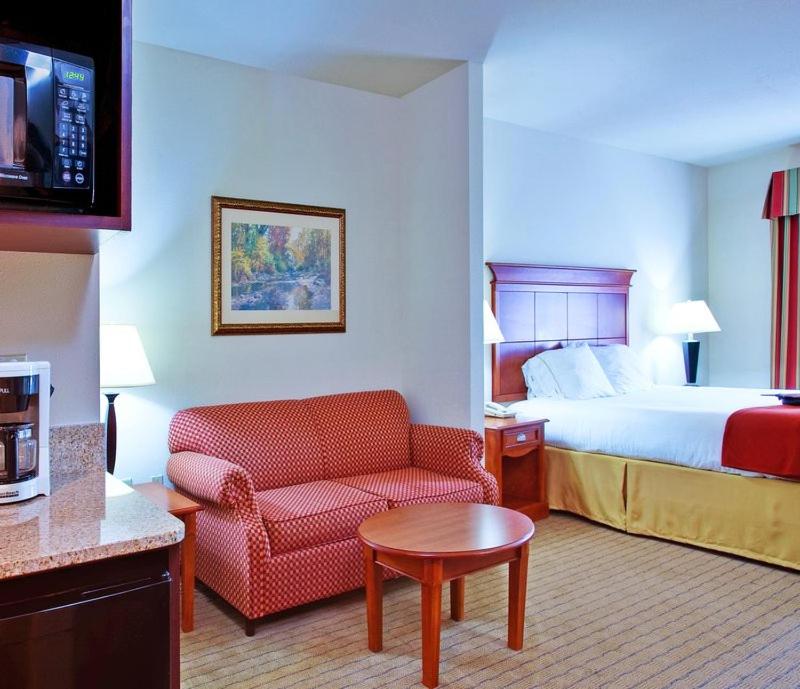 King Suite - Photo 6