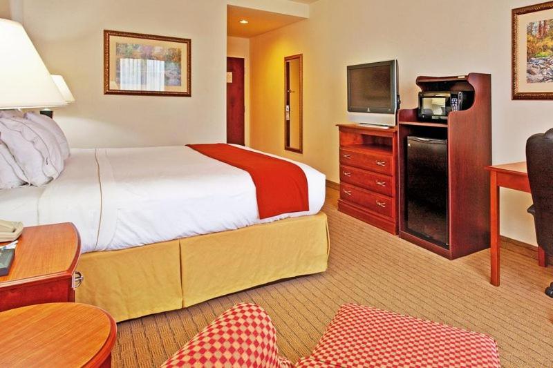King Suite - Photo 9