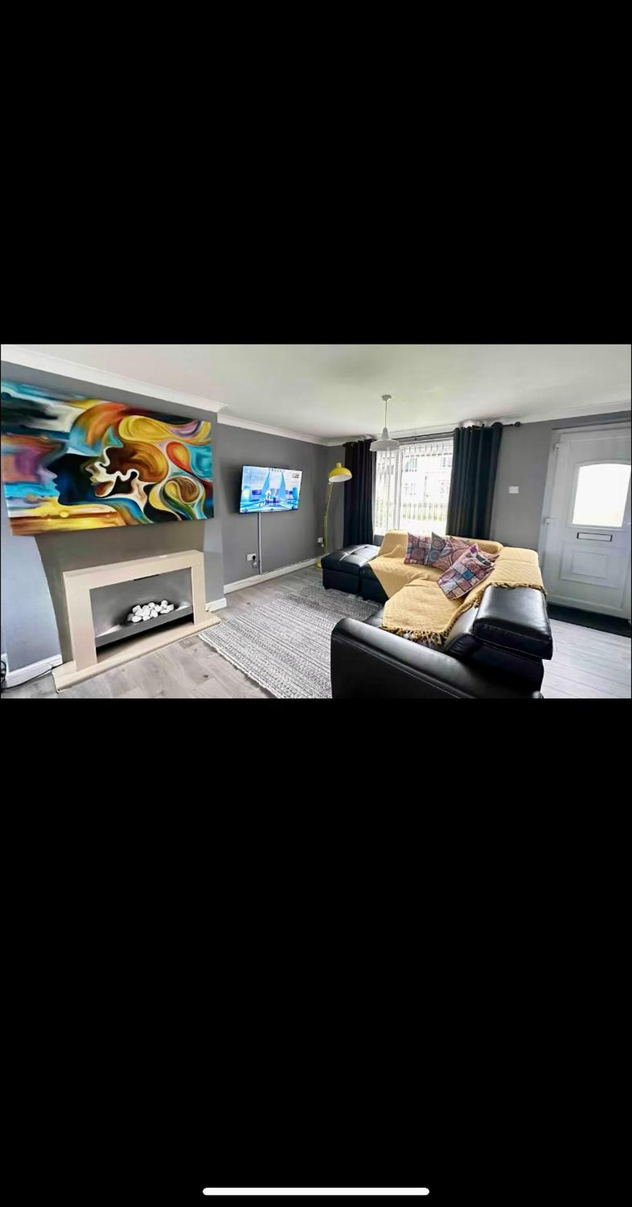Four-Bedroom House photo 1