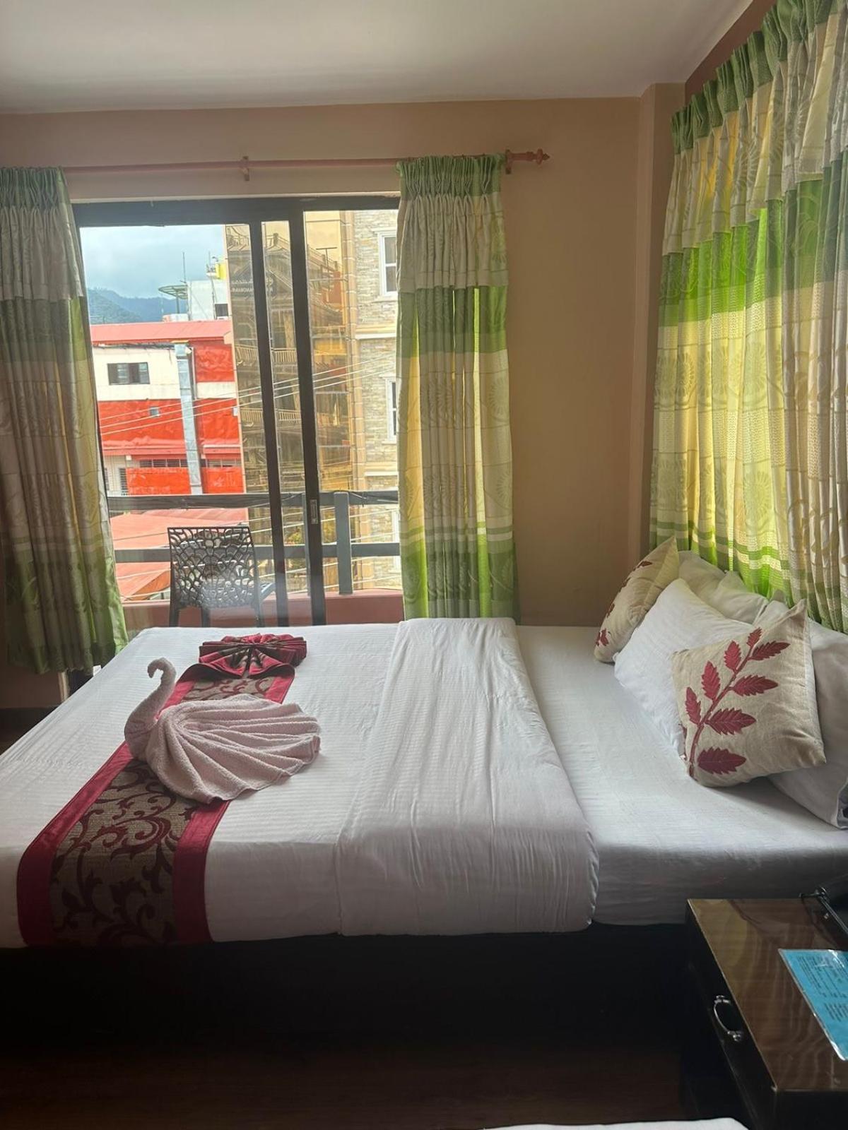 Queen Room with Balcony
