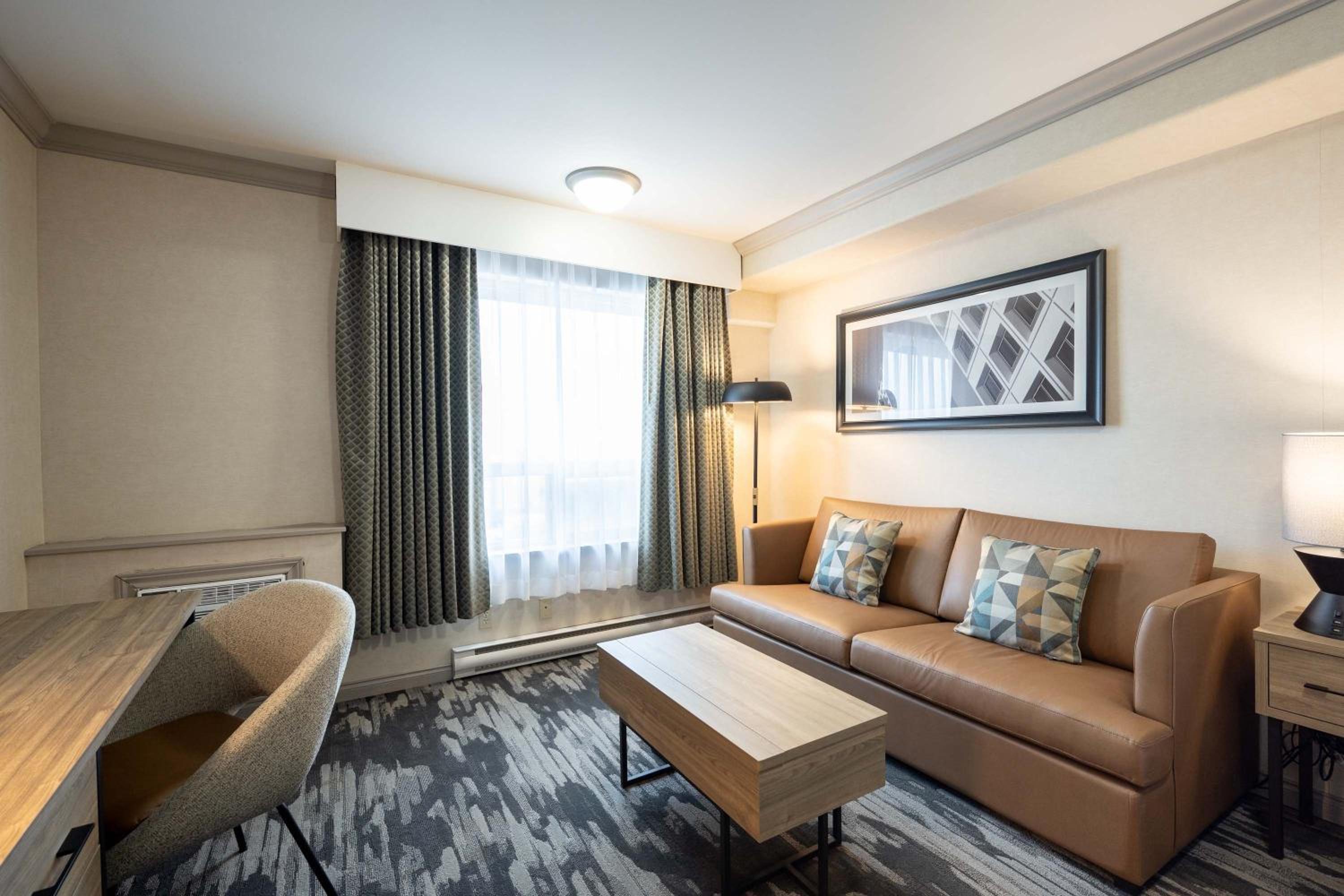 Standard Room, 1 King Bed, Sofa Bed - Photo 2