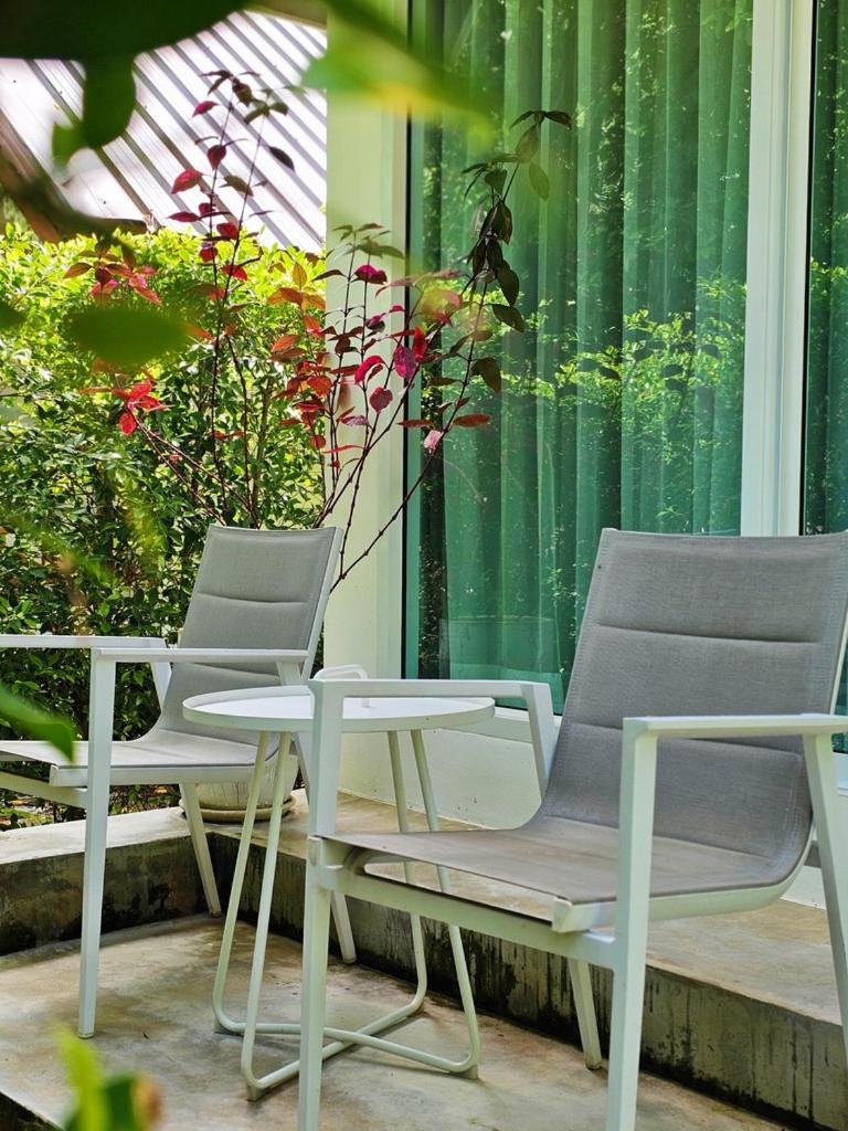 Deluxe Garden Villa - Photo 9