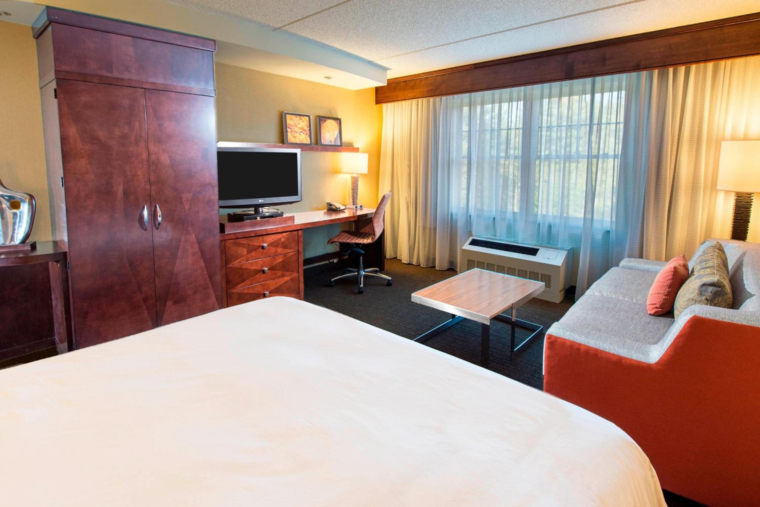 Superior King Room - Photo 2