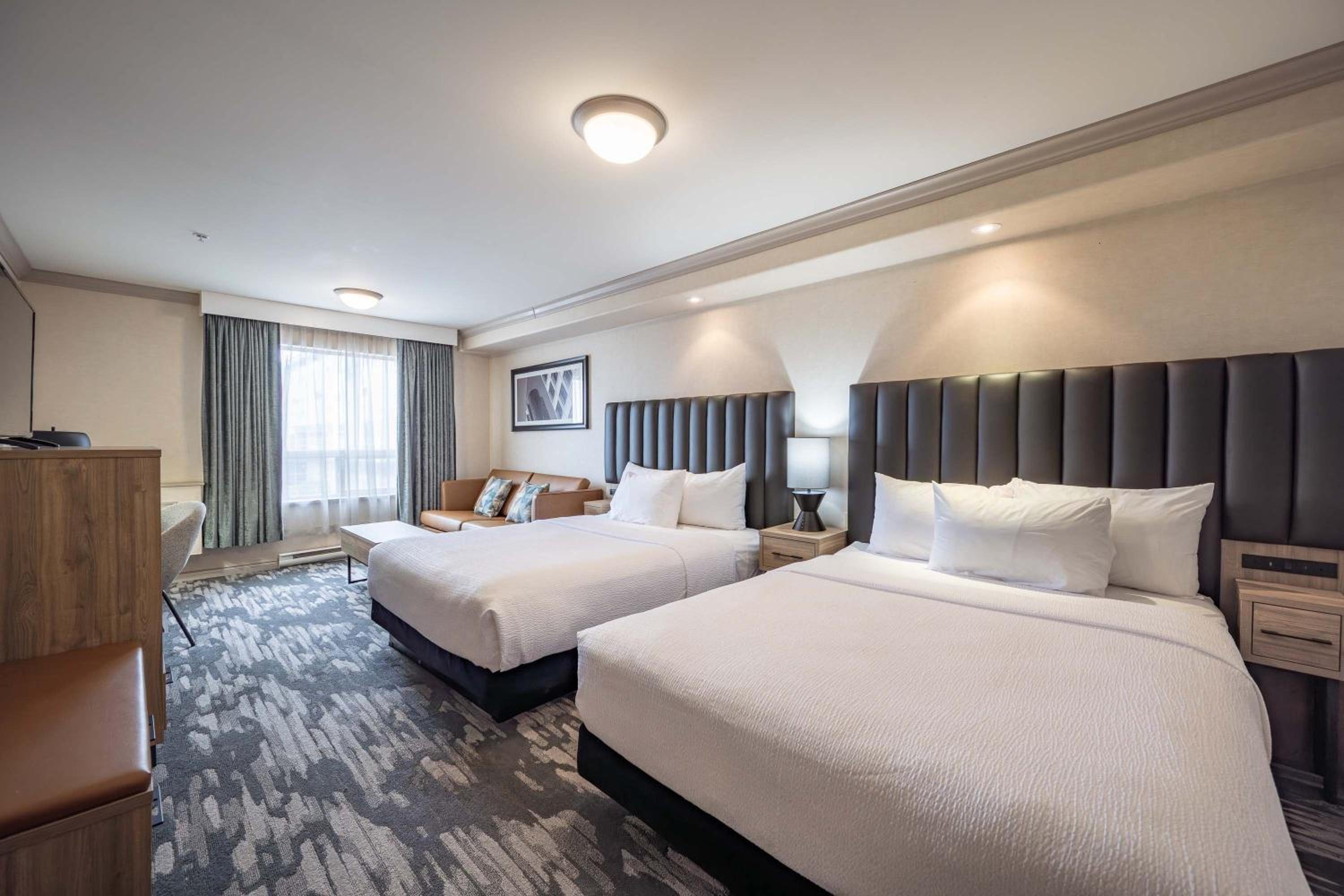 Standard Room, 2 Queen Beds, Sofa Bed photo 1