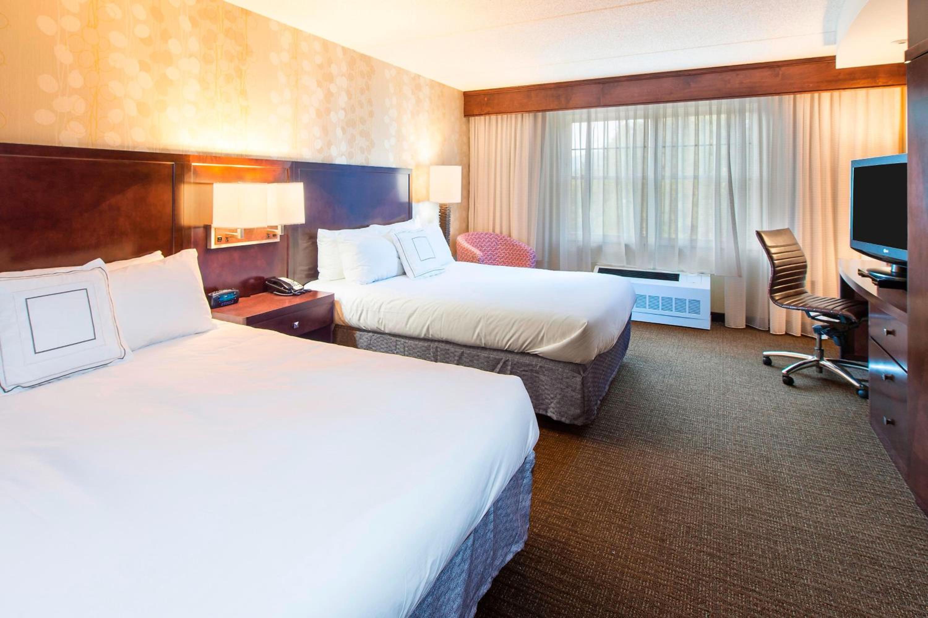 Queen Room with Two Queen Beds - Photo 1