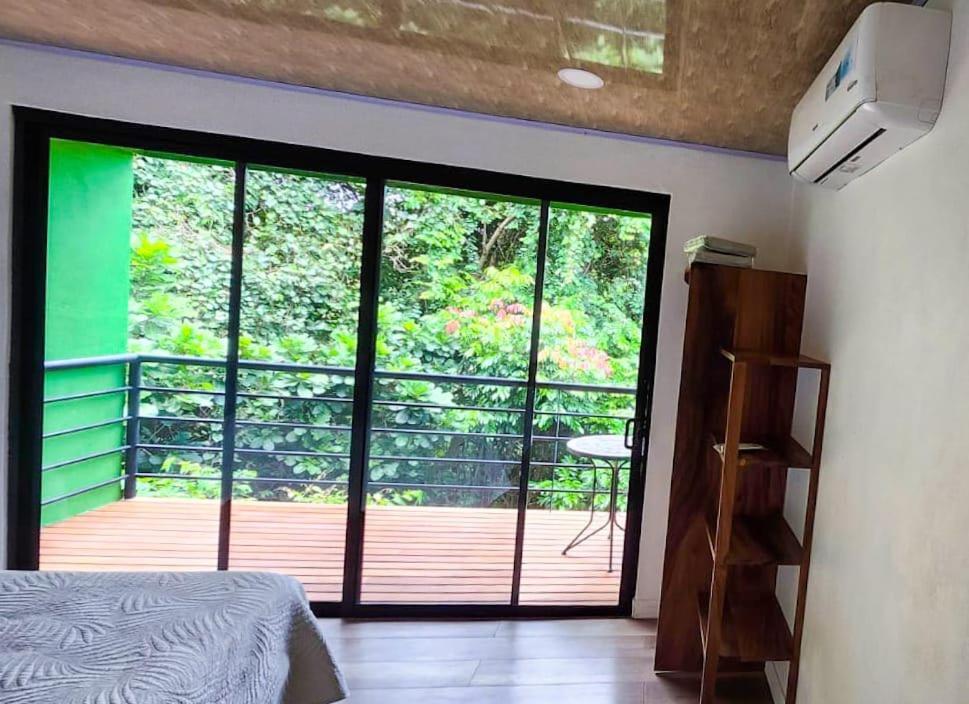 Deluxe Room - Photo 14