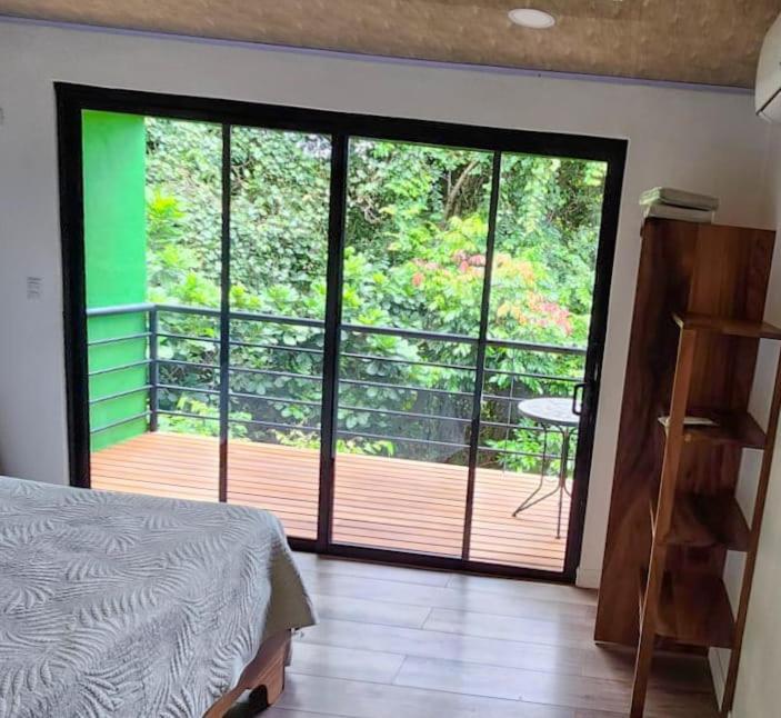 Deluxe Room - Photo 22