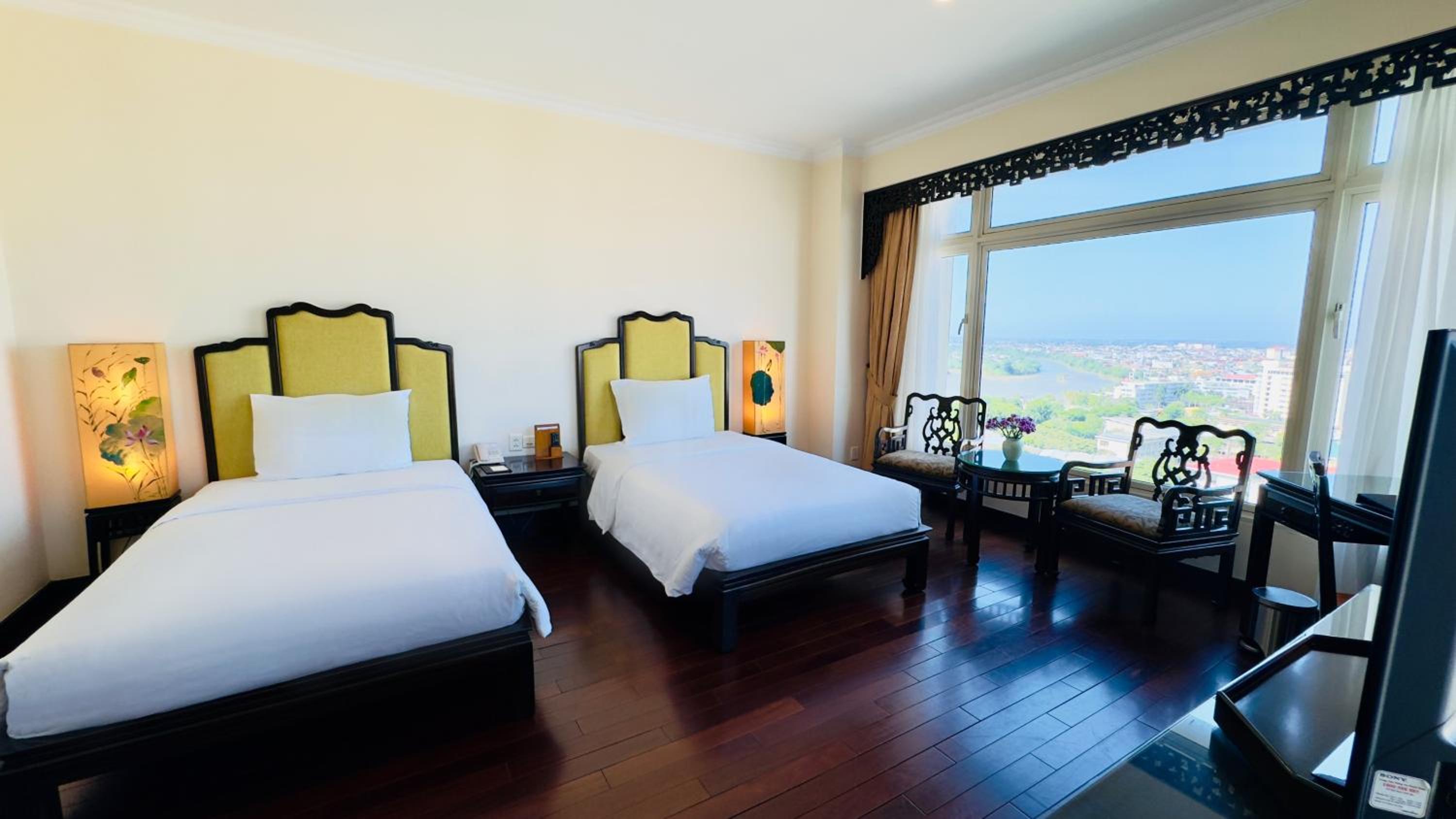Deluxe Twin with River View - Photo 6