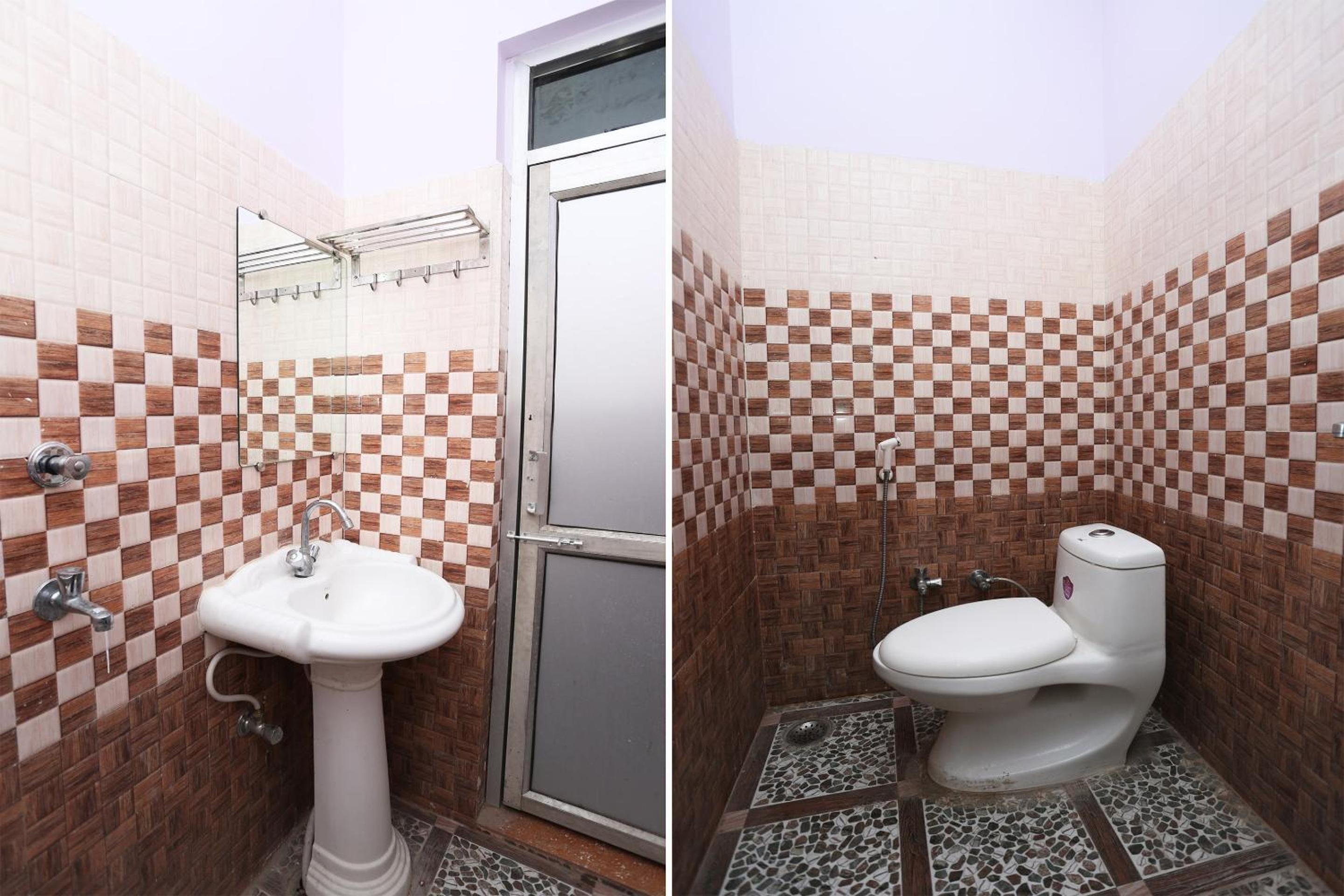 Budget Double or Twin Room - Photo 2