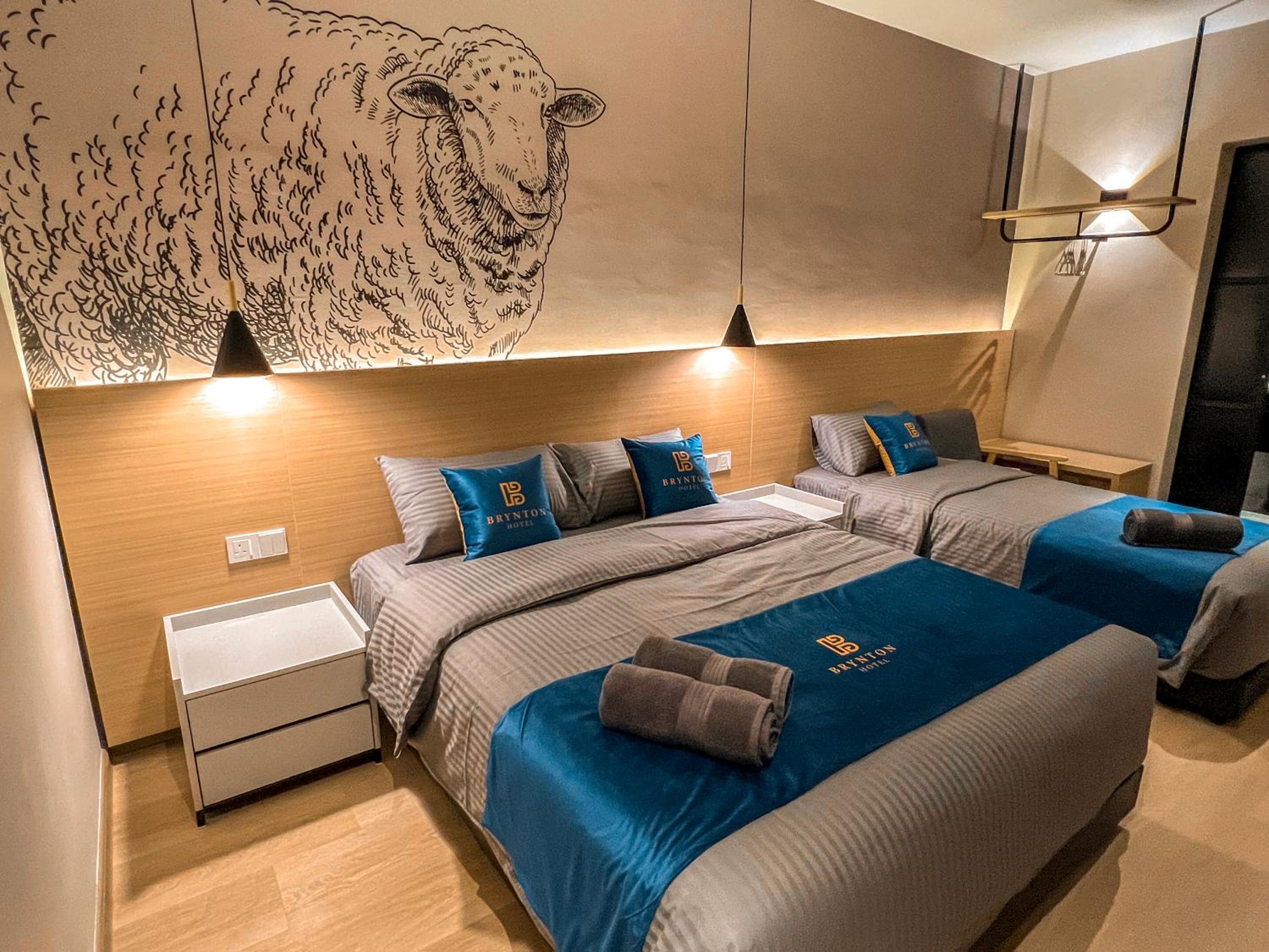 Superior Triple Room ( No Window)  - Photo 2