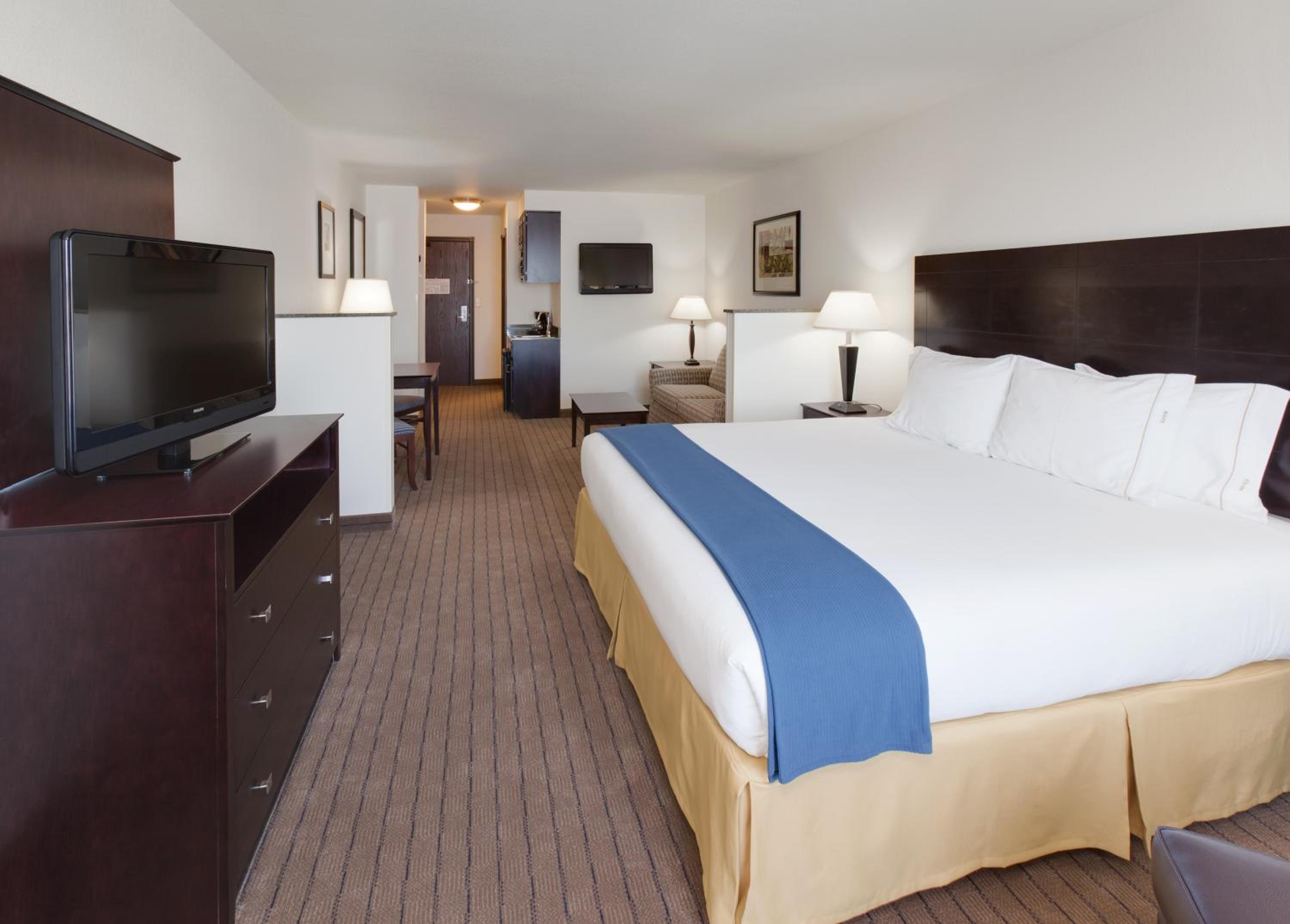 King Suite - Photo 1