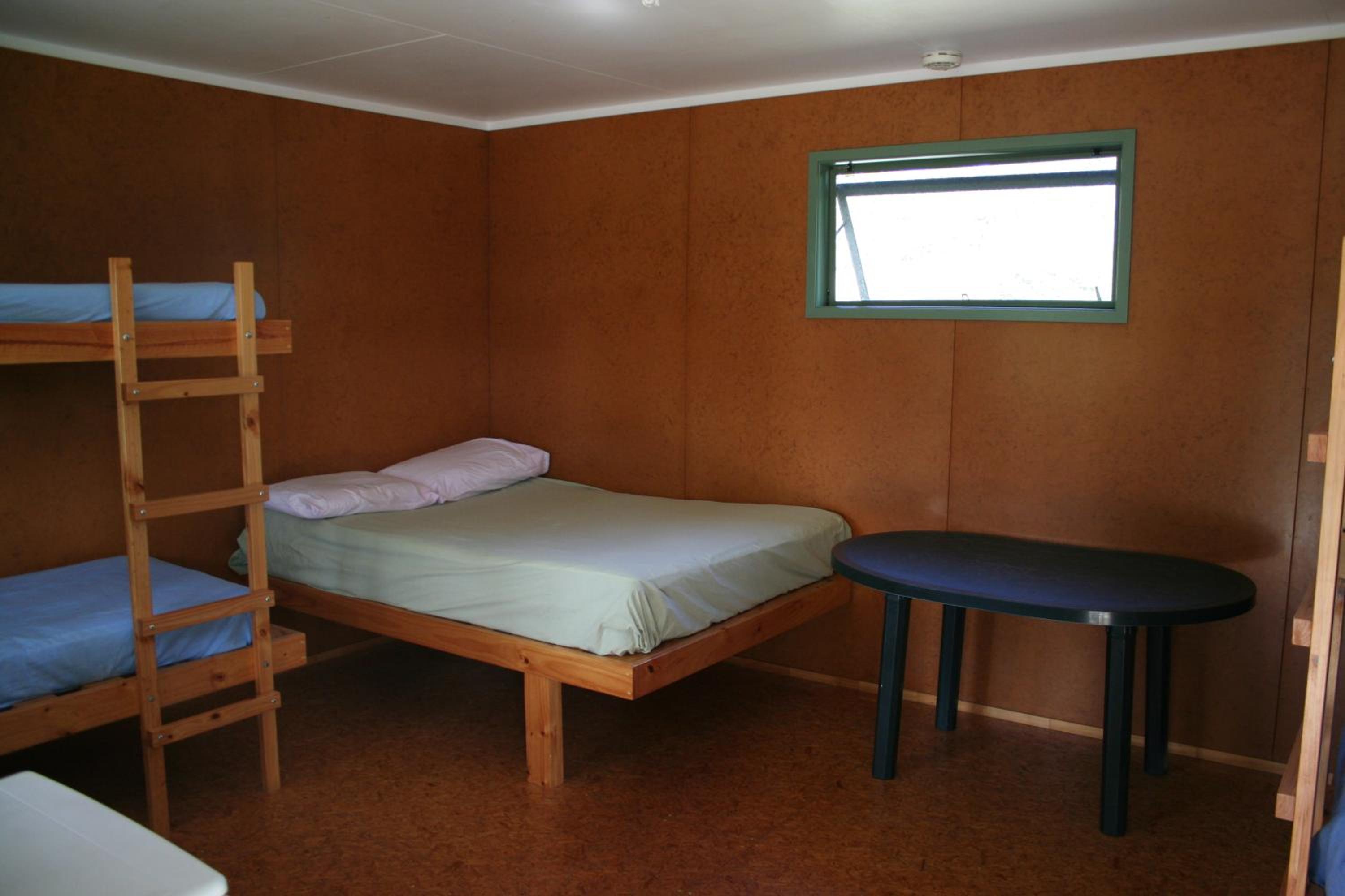 标准共用浴室小屋