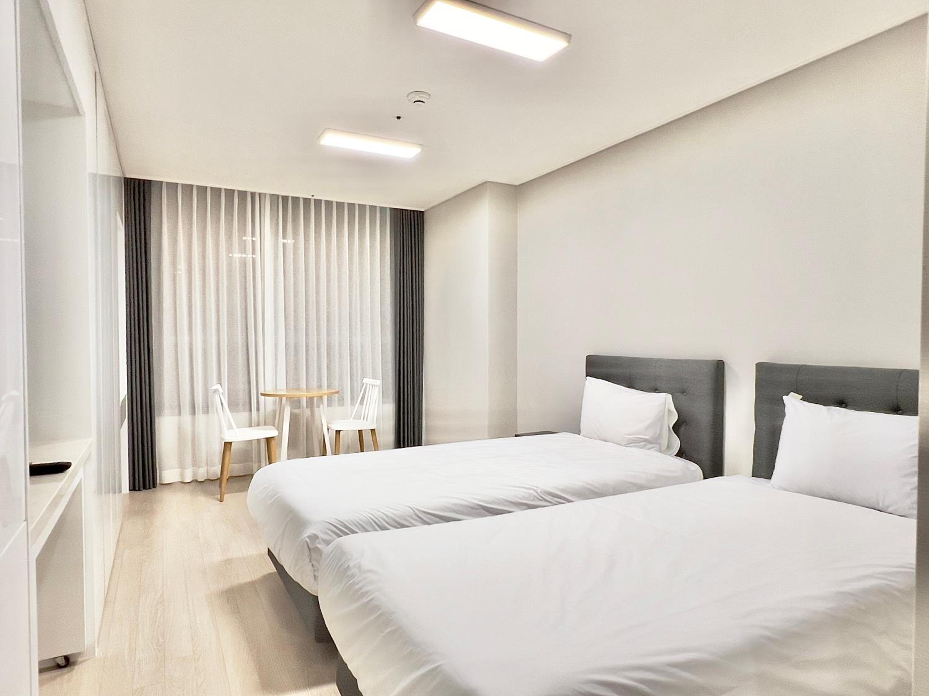 Deluxe Double Or Twin Room