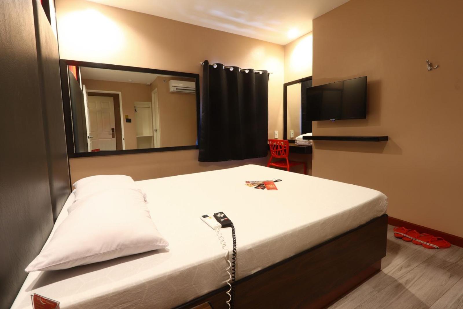 Deluxe Room - Photo 2