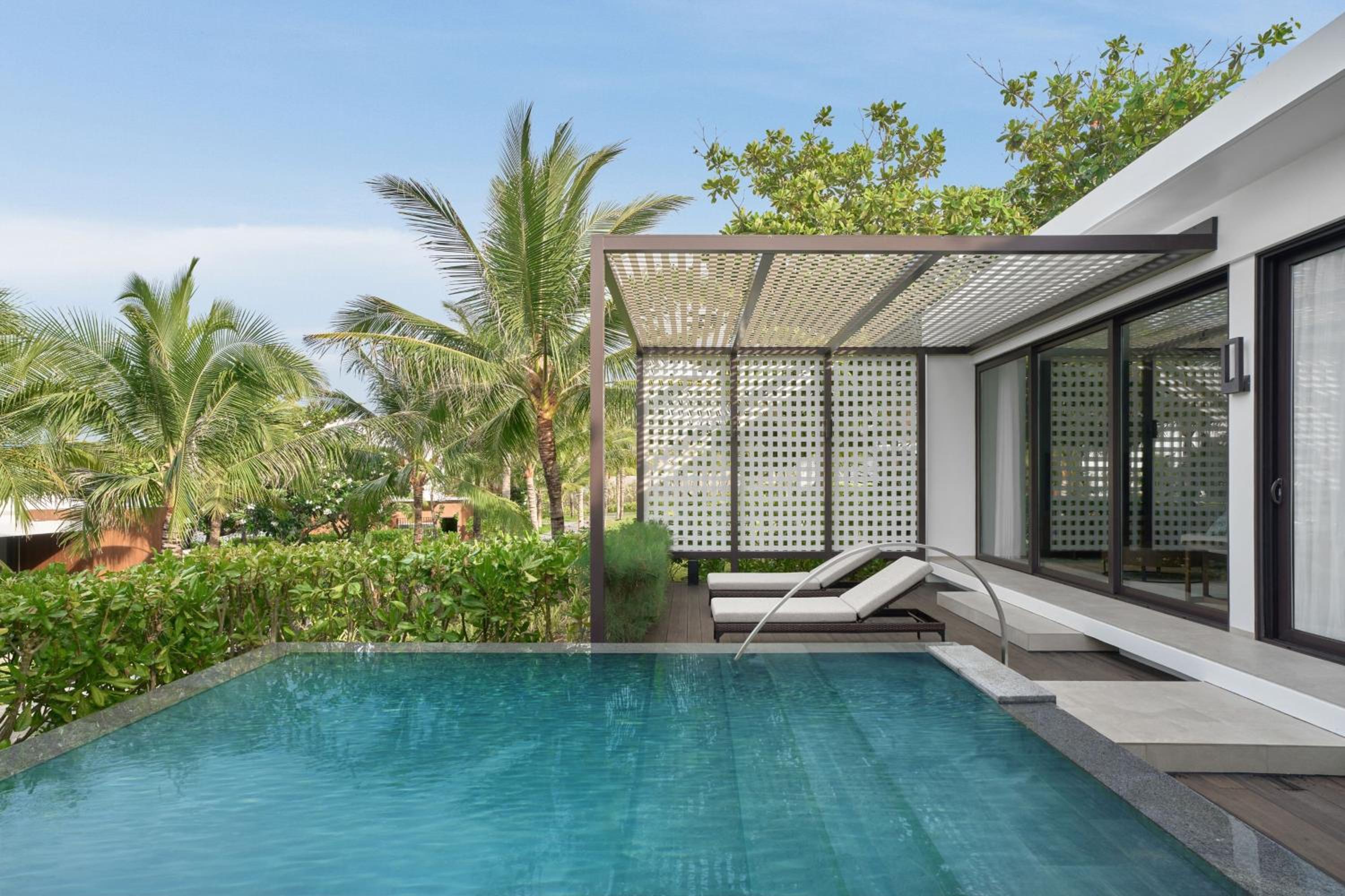 One-Bedroom Villa with Private Pool and Resort View - Photo 7
