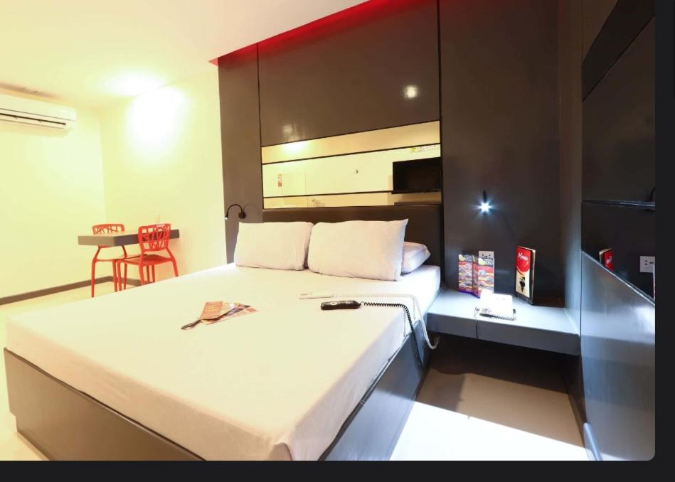 Executive Room - Photo 4