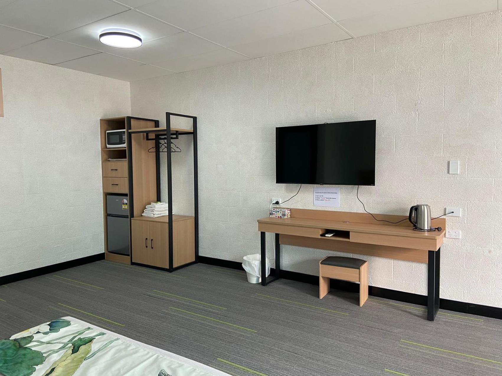Deluxe Twin Room photo 3