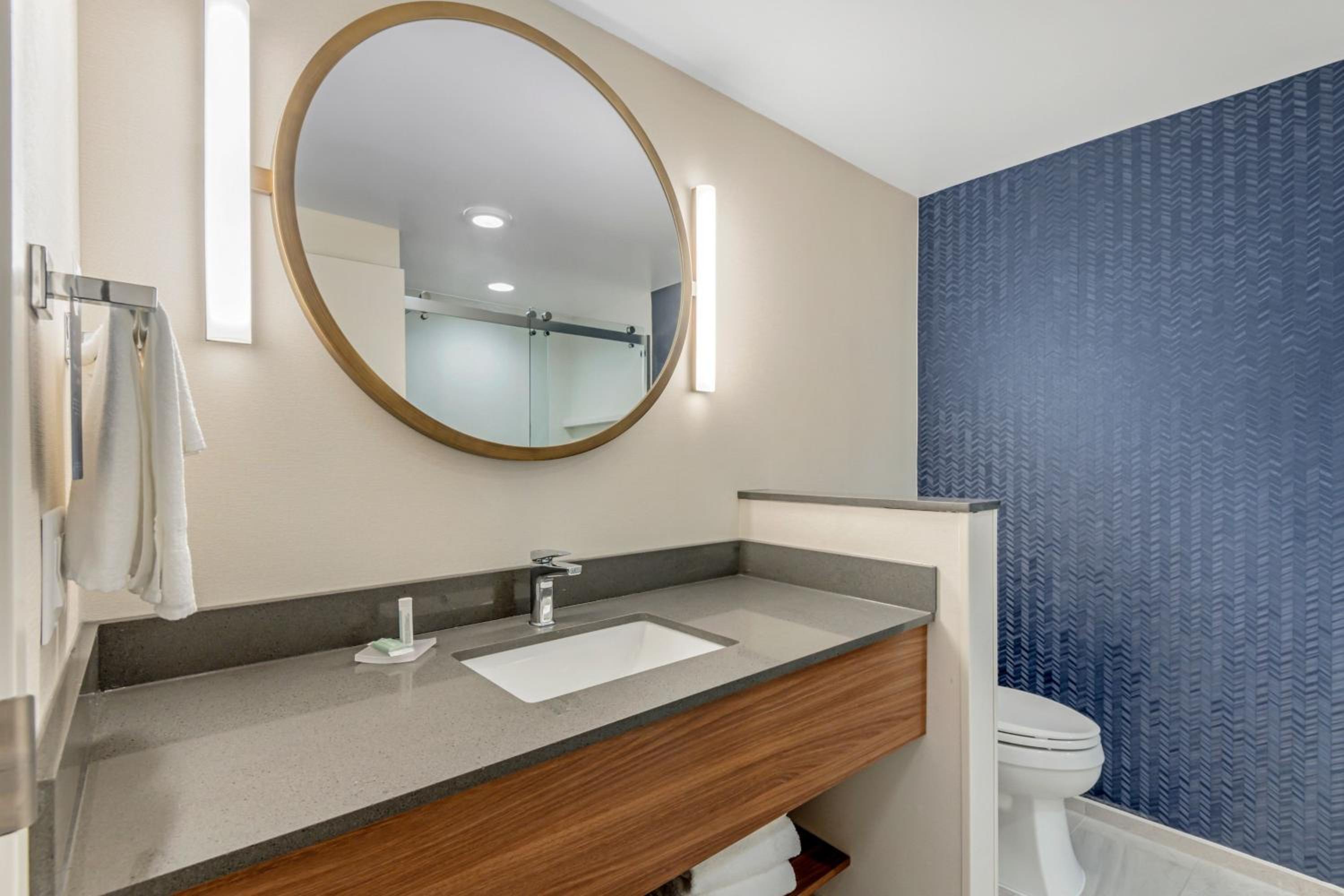 King Suite - Photo 5