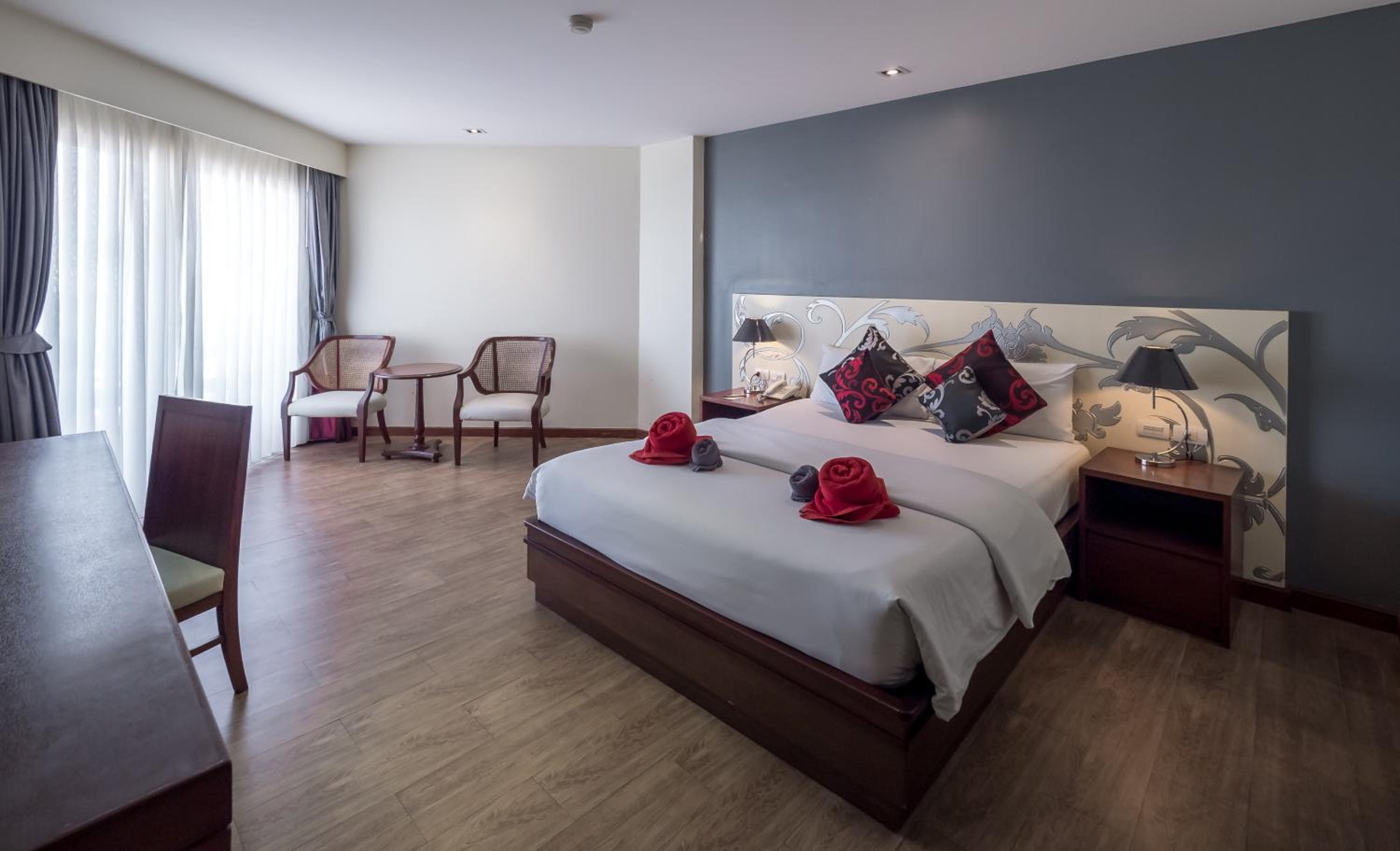room photo