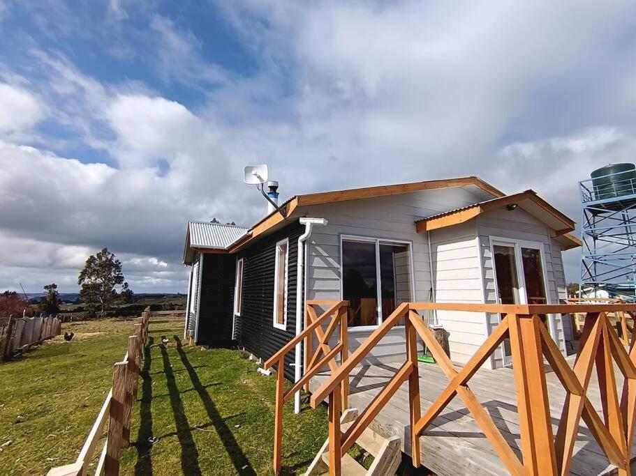 Three-Bedroom House photo 2