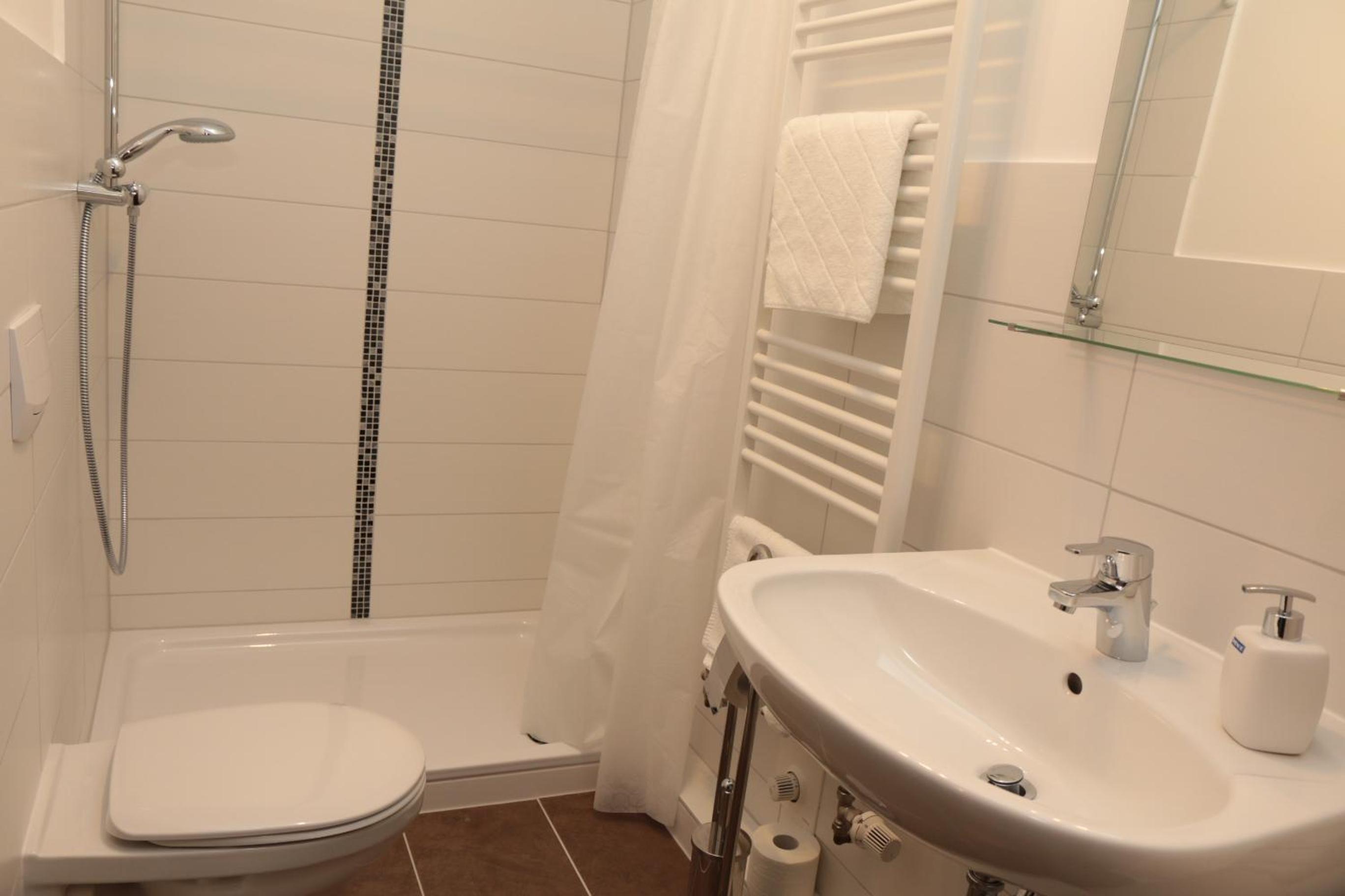 Double or Twin Room photo 2