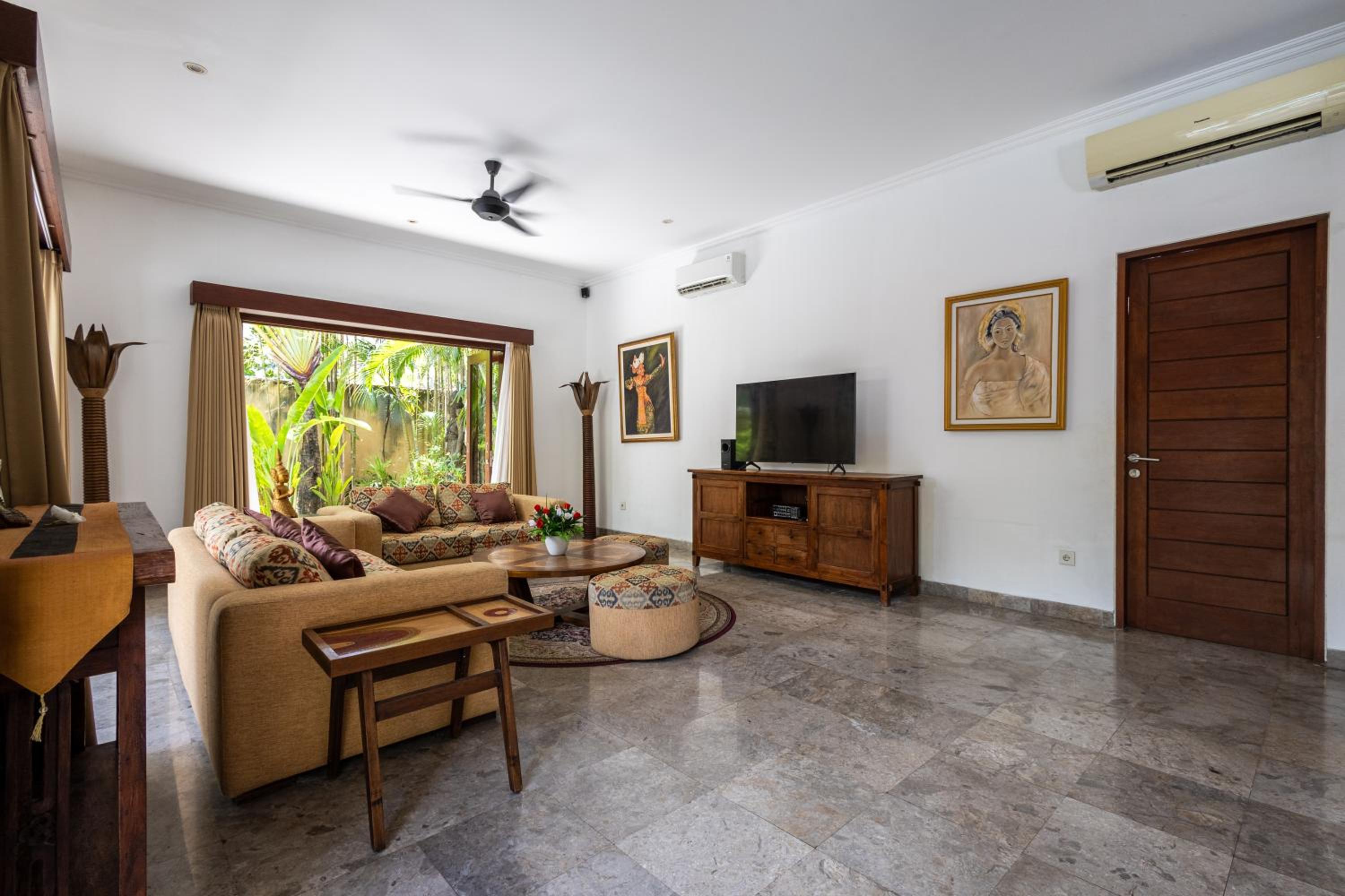 Deluxe Villa