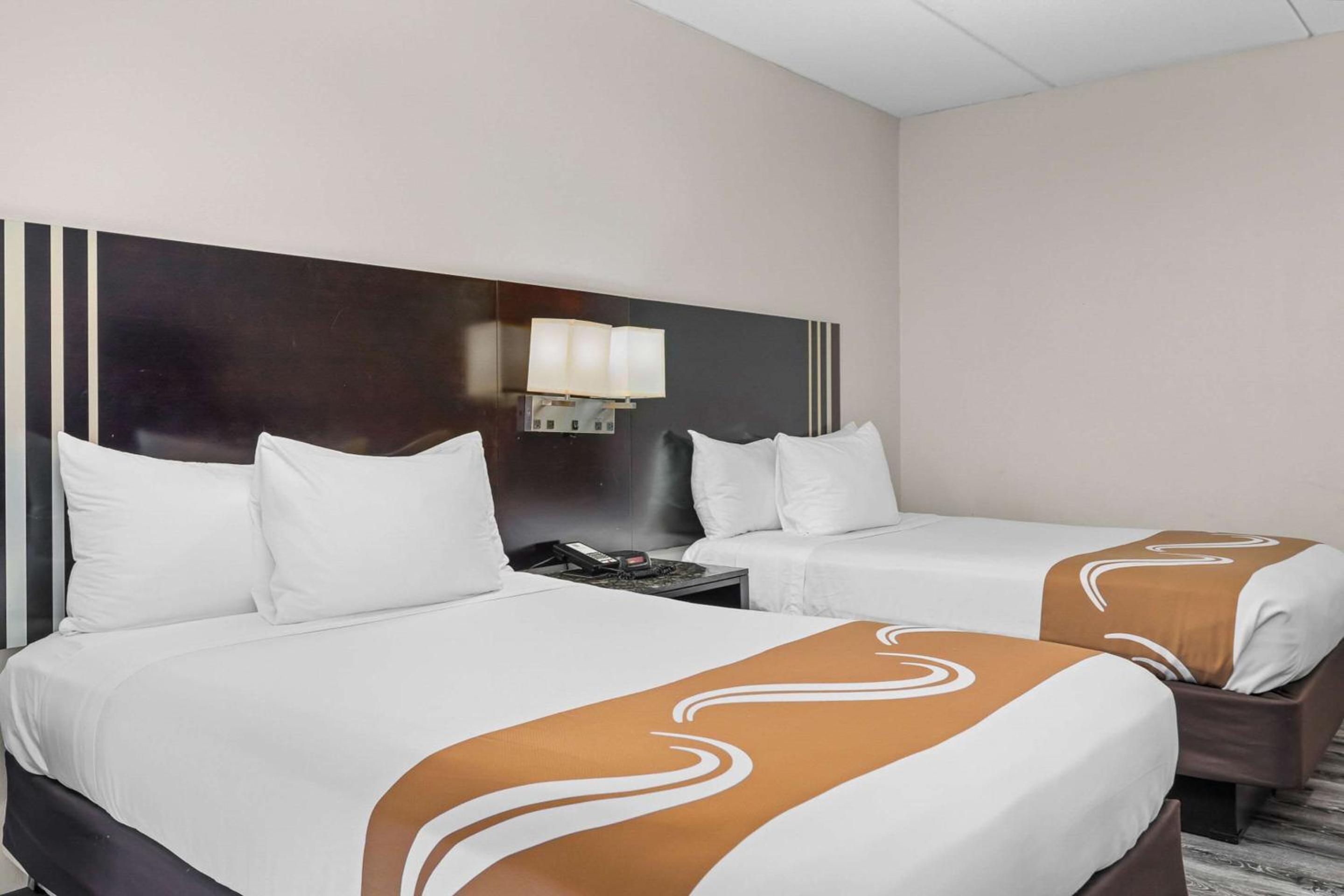 Double Room With Two Double Beds - Non-Smoking photo 1