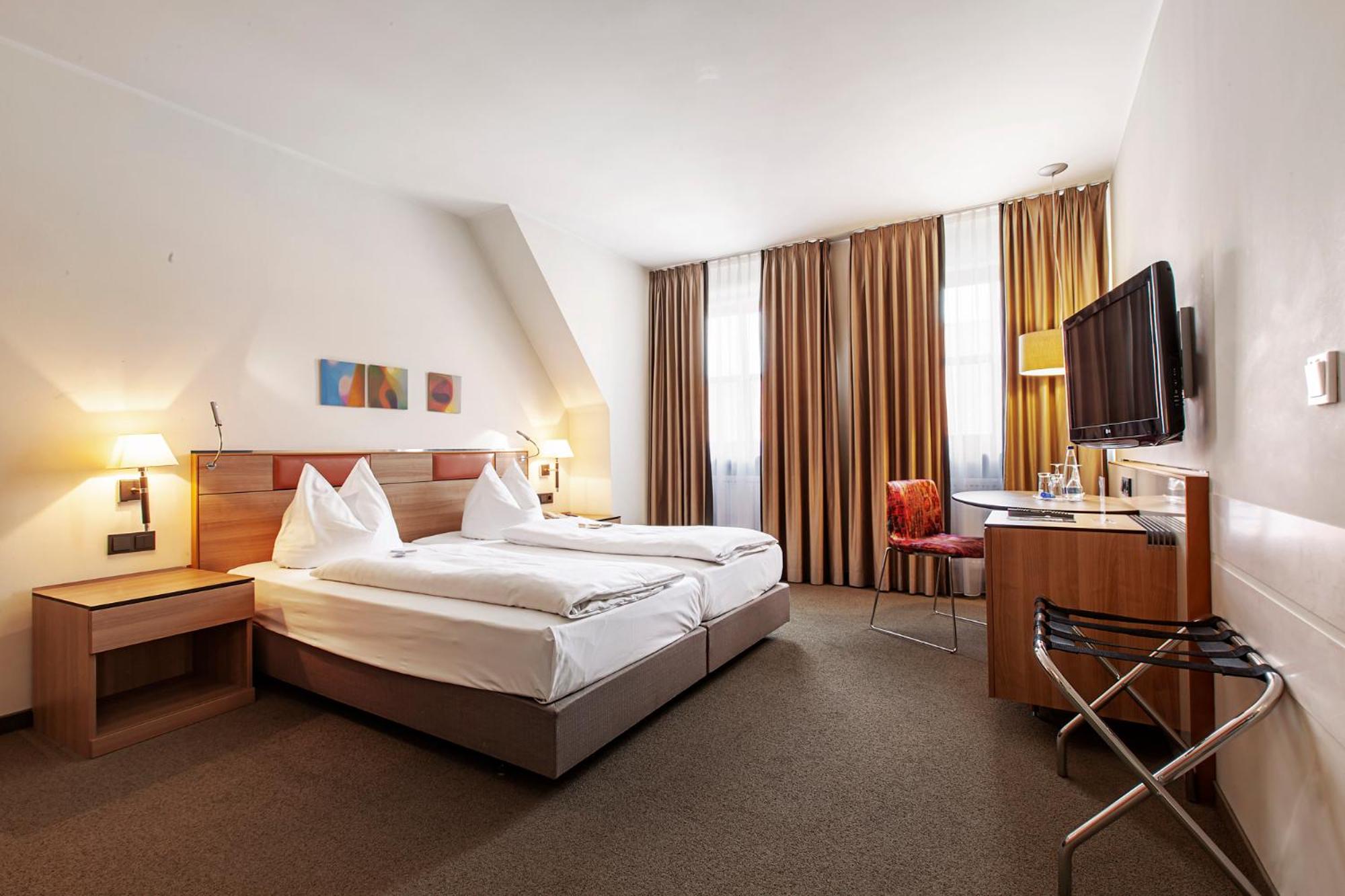 Superior Double Room - Photo 8