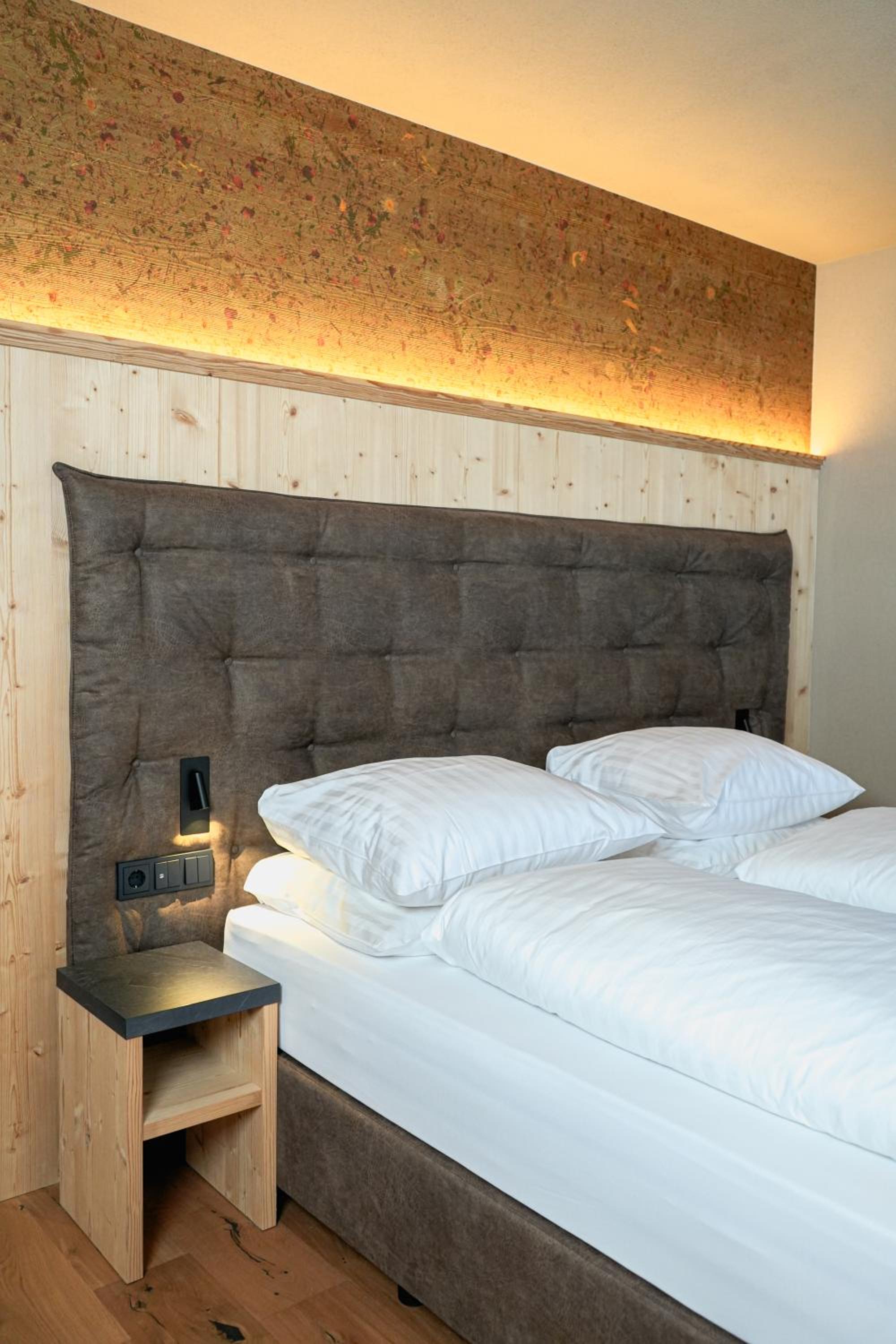 Superior Double Room - Photo 3