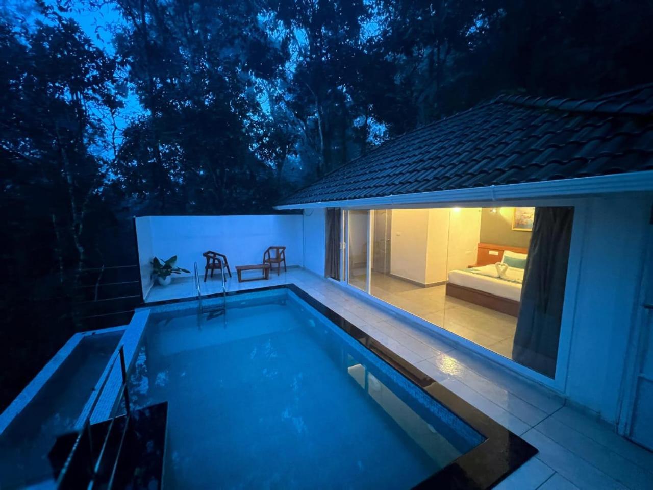 Villa With Private Pool photo 3