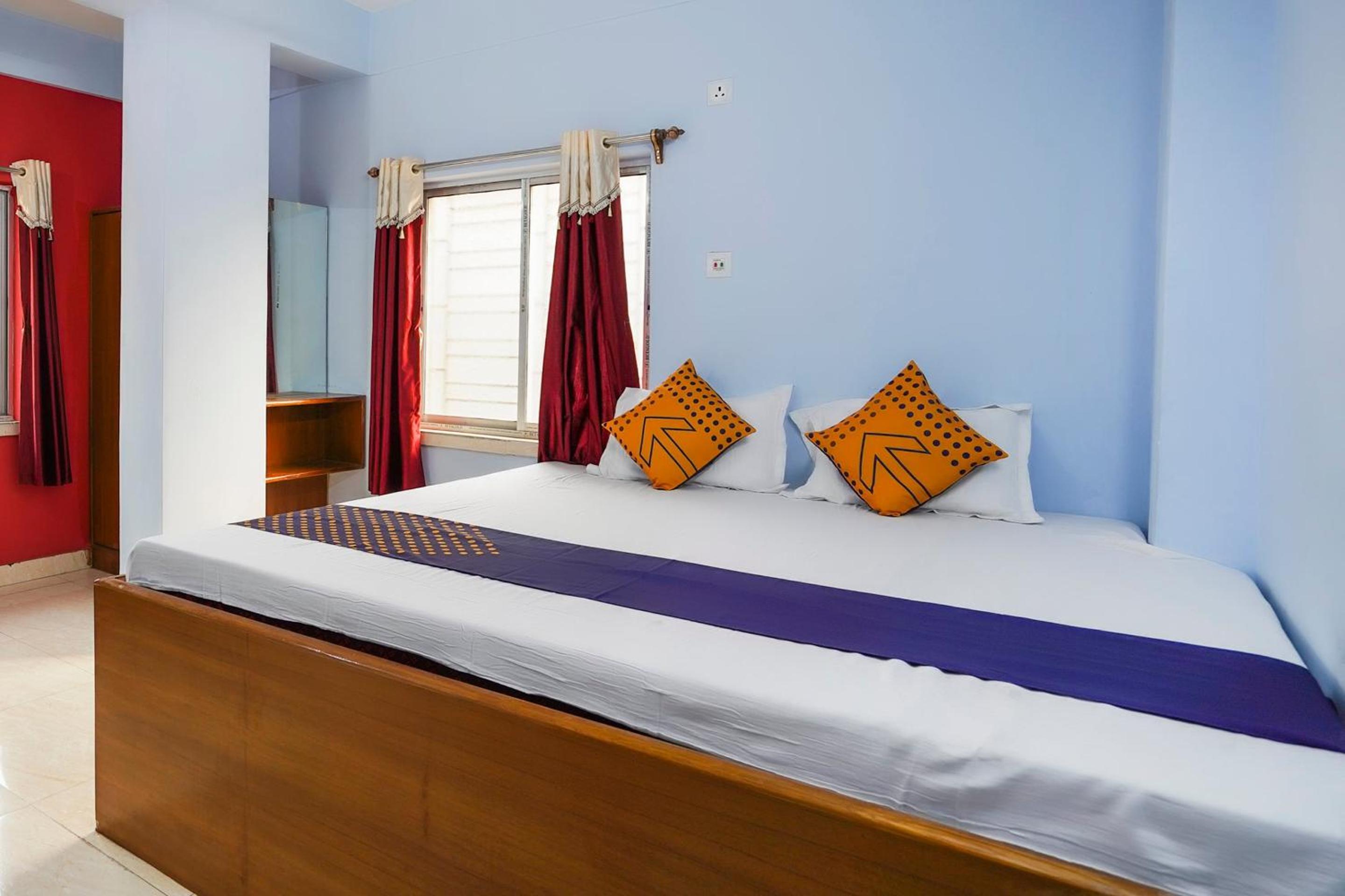 Standard Double Room with Fan photo 1