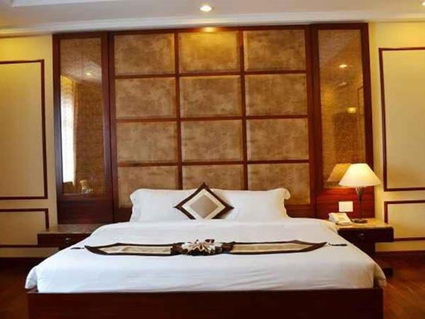 Deluxe Double or Twin Room photo 1
