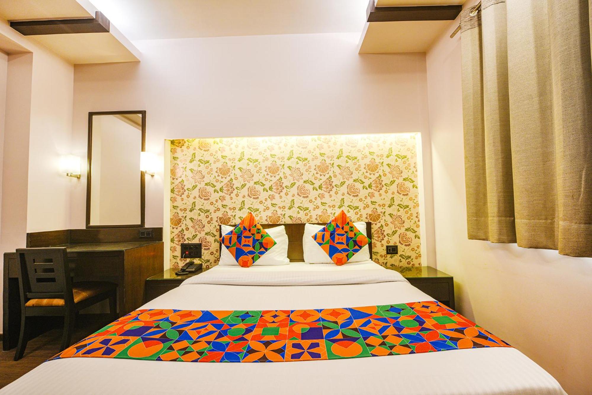 (Sanitized) Deluxe Room - Photo 4