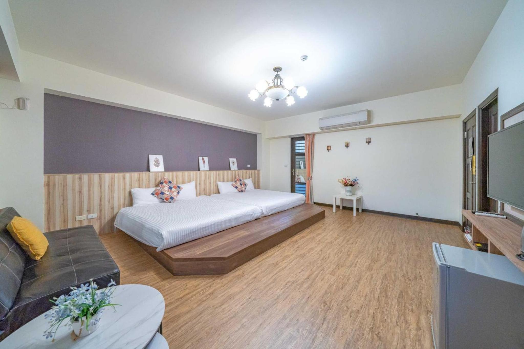 Quadruple Room with Bath photo 1