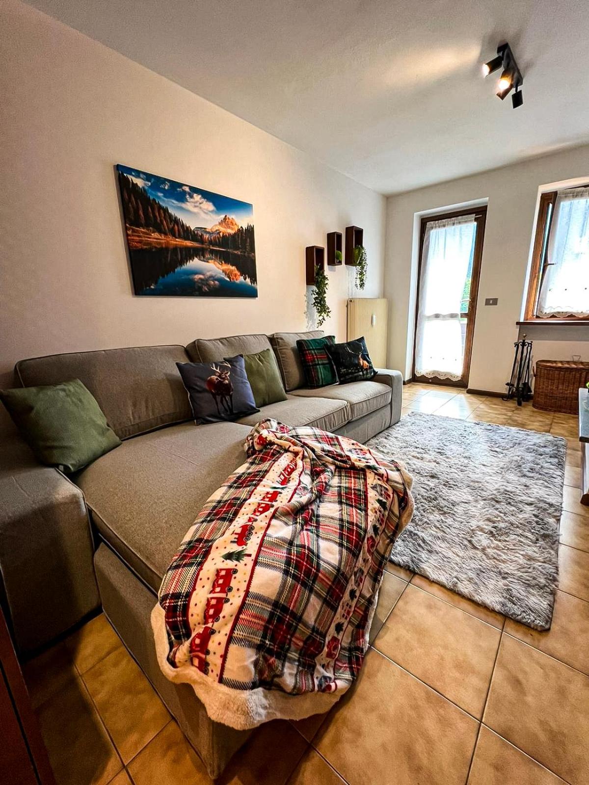 Two-Bedroom Apartment photo 2
