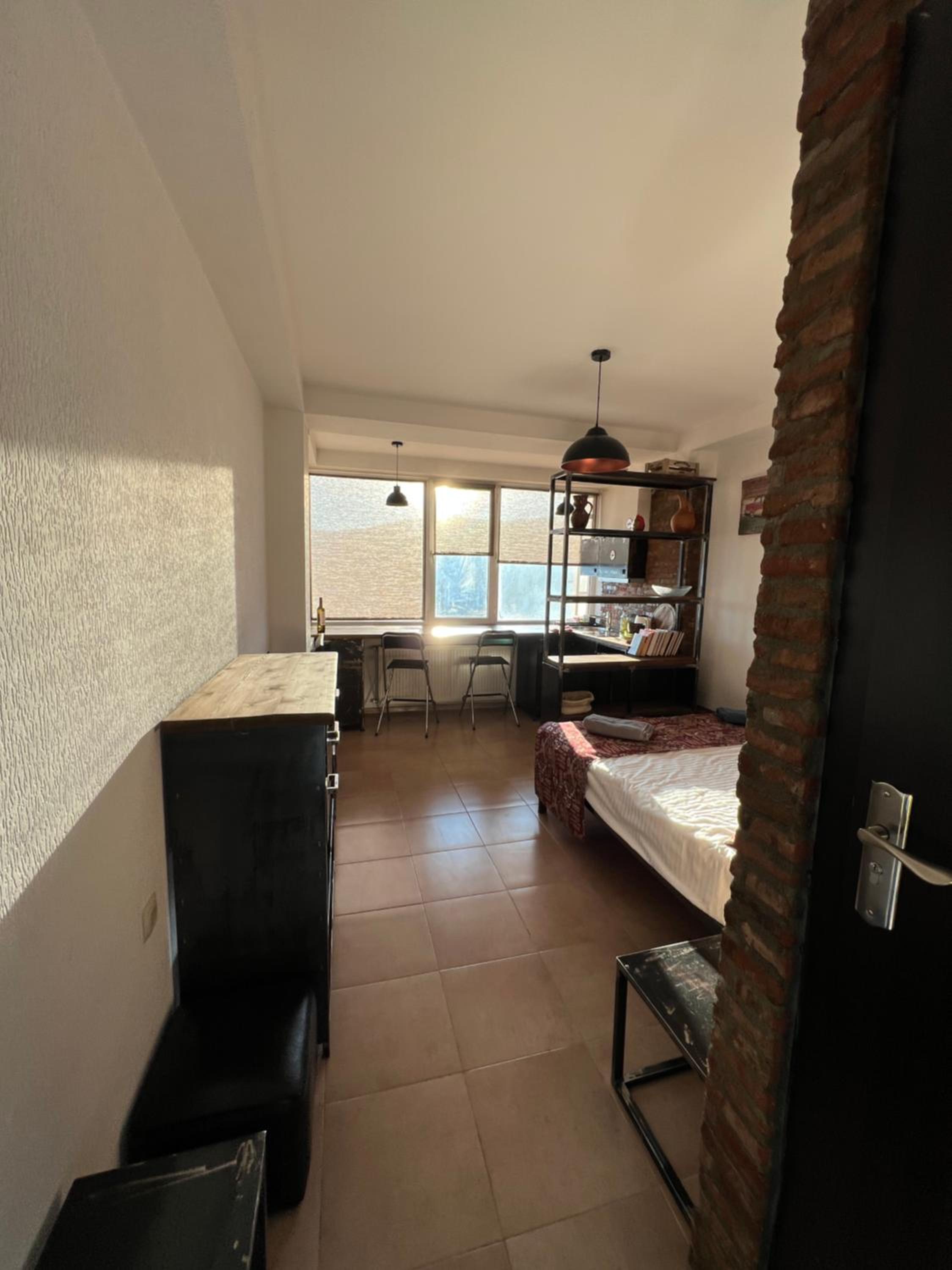 Studio Apartment photo 1