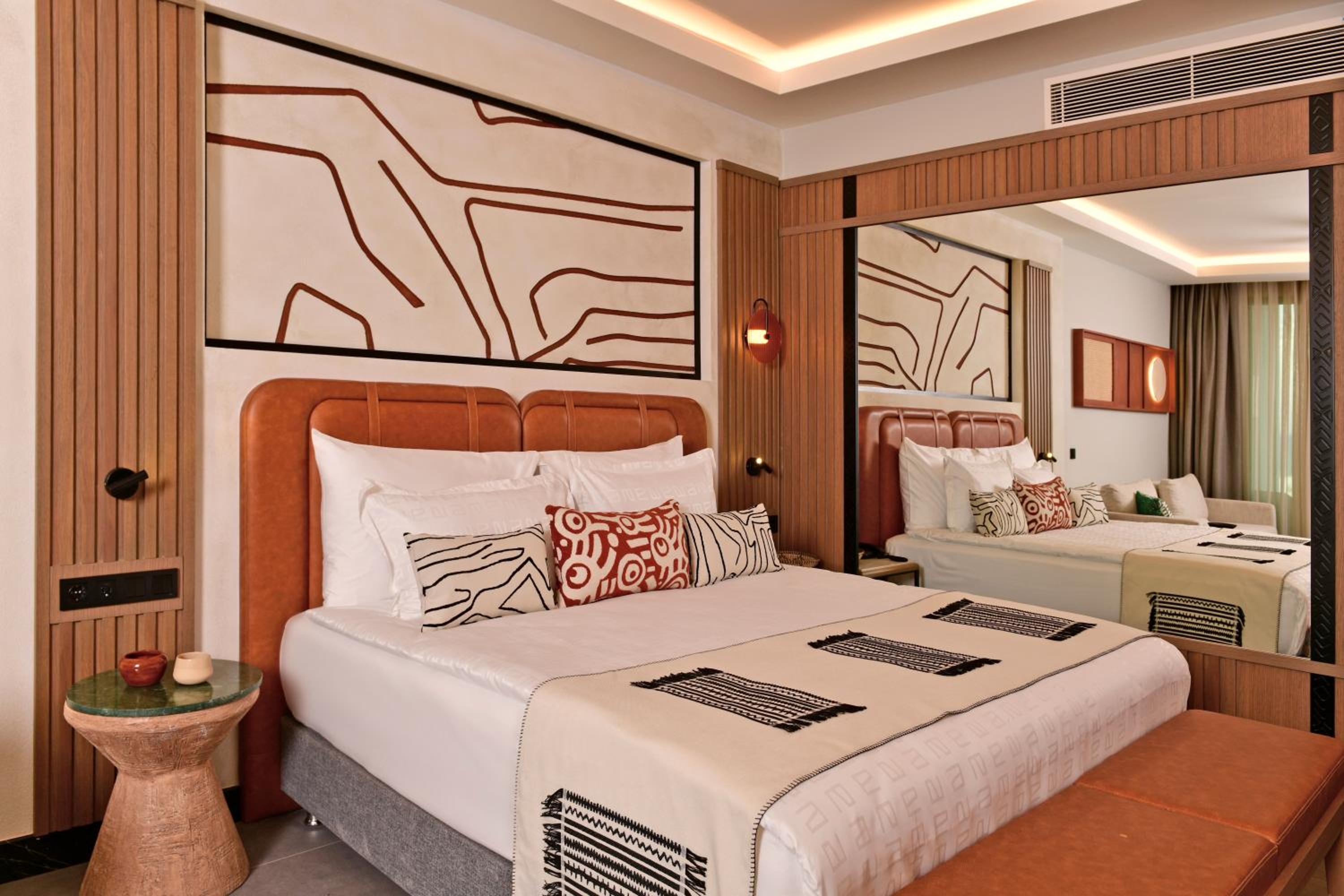 Chambre Double ou Lits Jumeaux de Luxe avec Accès Piscine