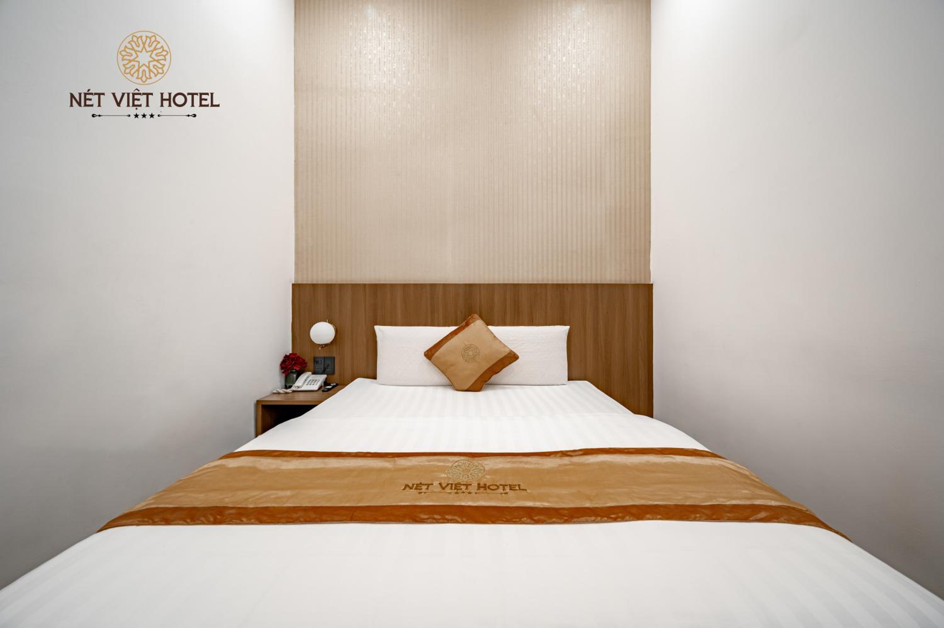 Standard Double Room - Photo 8