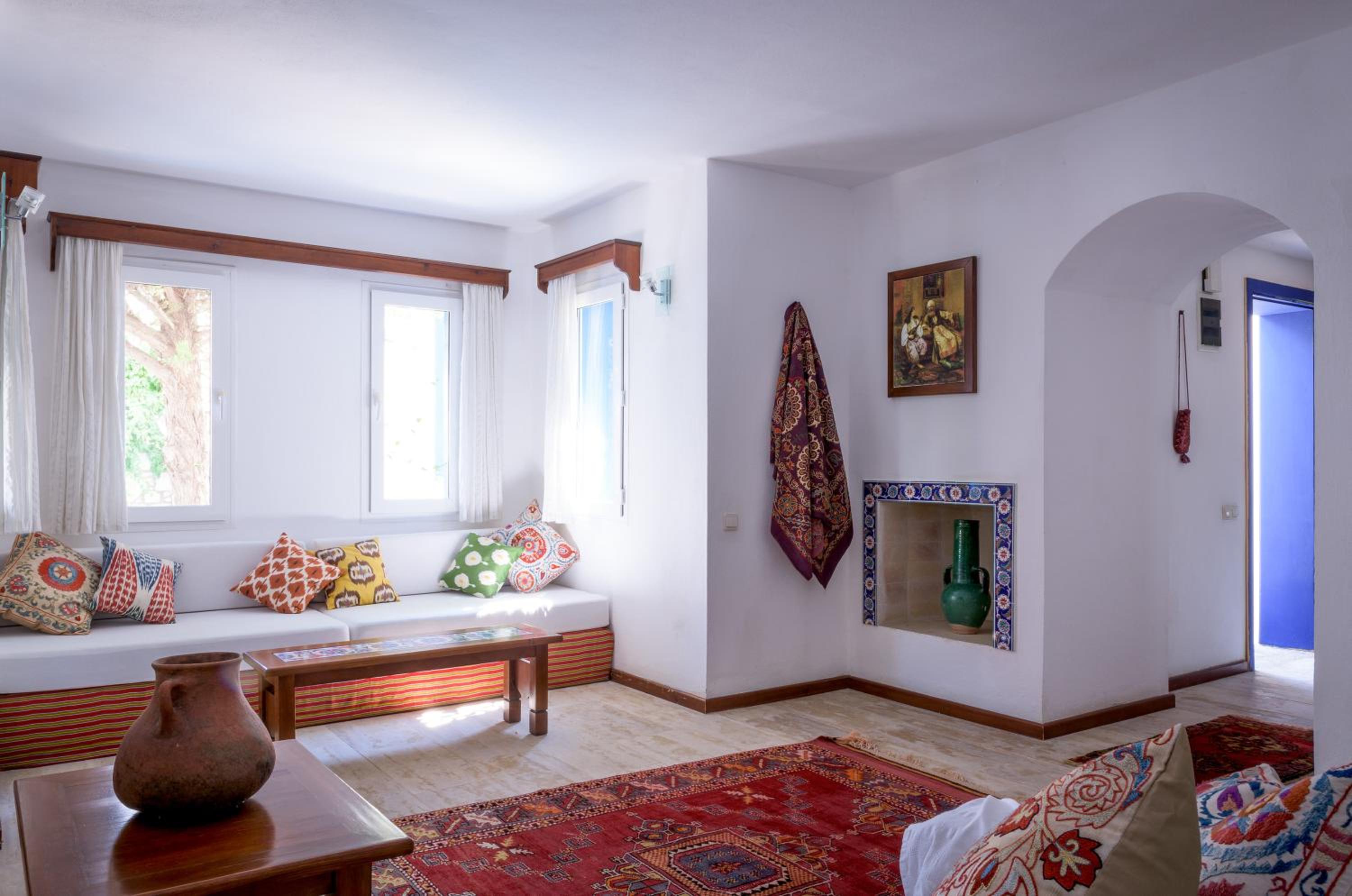 Villa photo 1